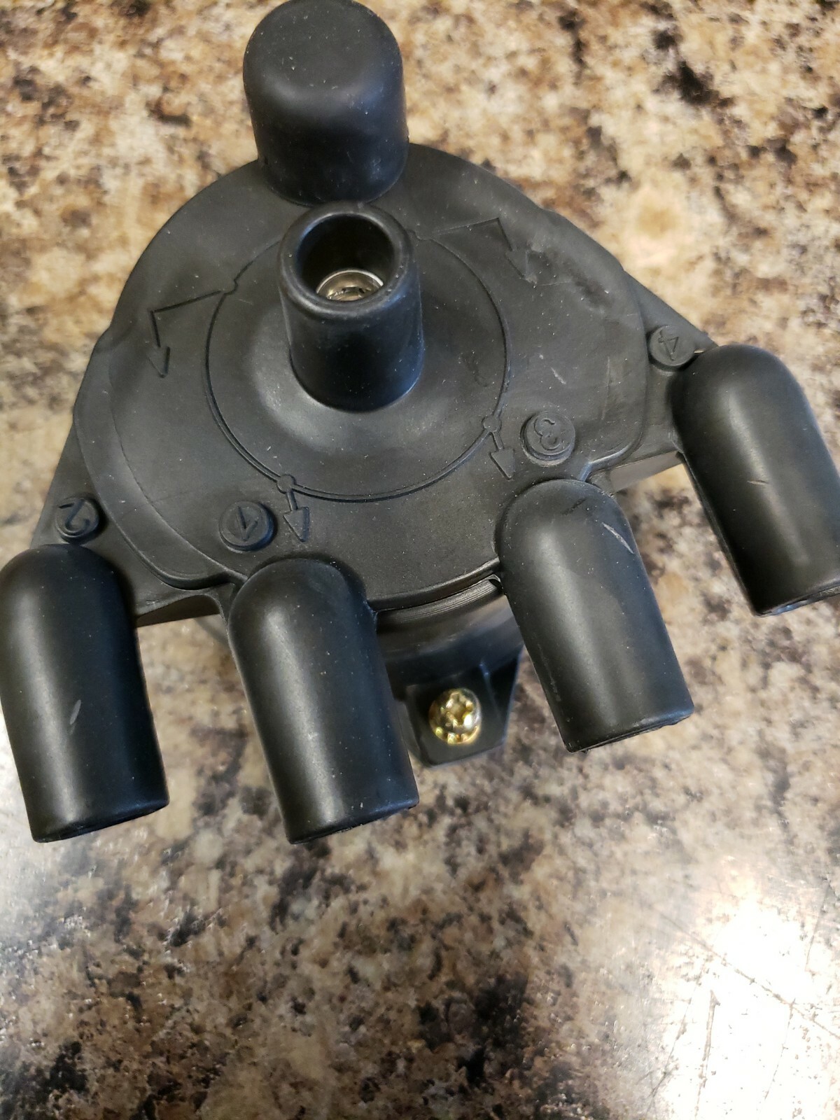 NEW OLD STOCK GENUINE STANDARD DISTRIBUTOR CAP FD-171
