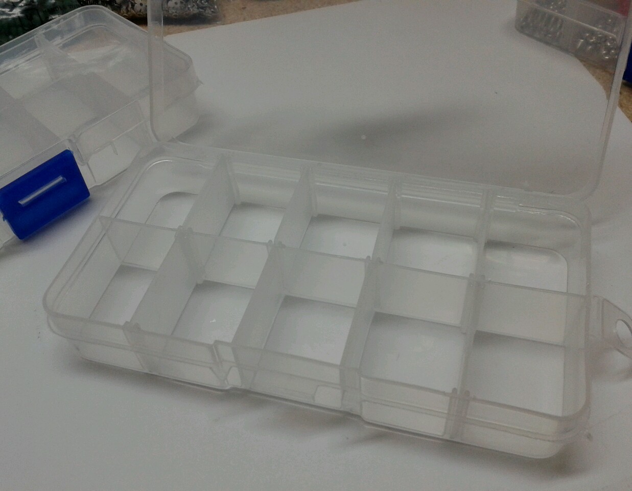 2pcs Clear Plastic Craft Organizer Storage Box with 10 Adjustable Compartments