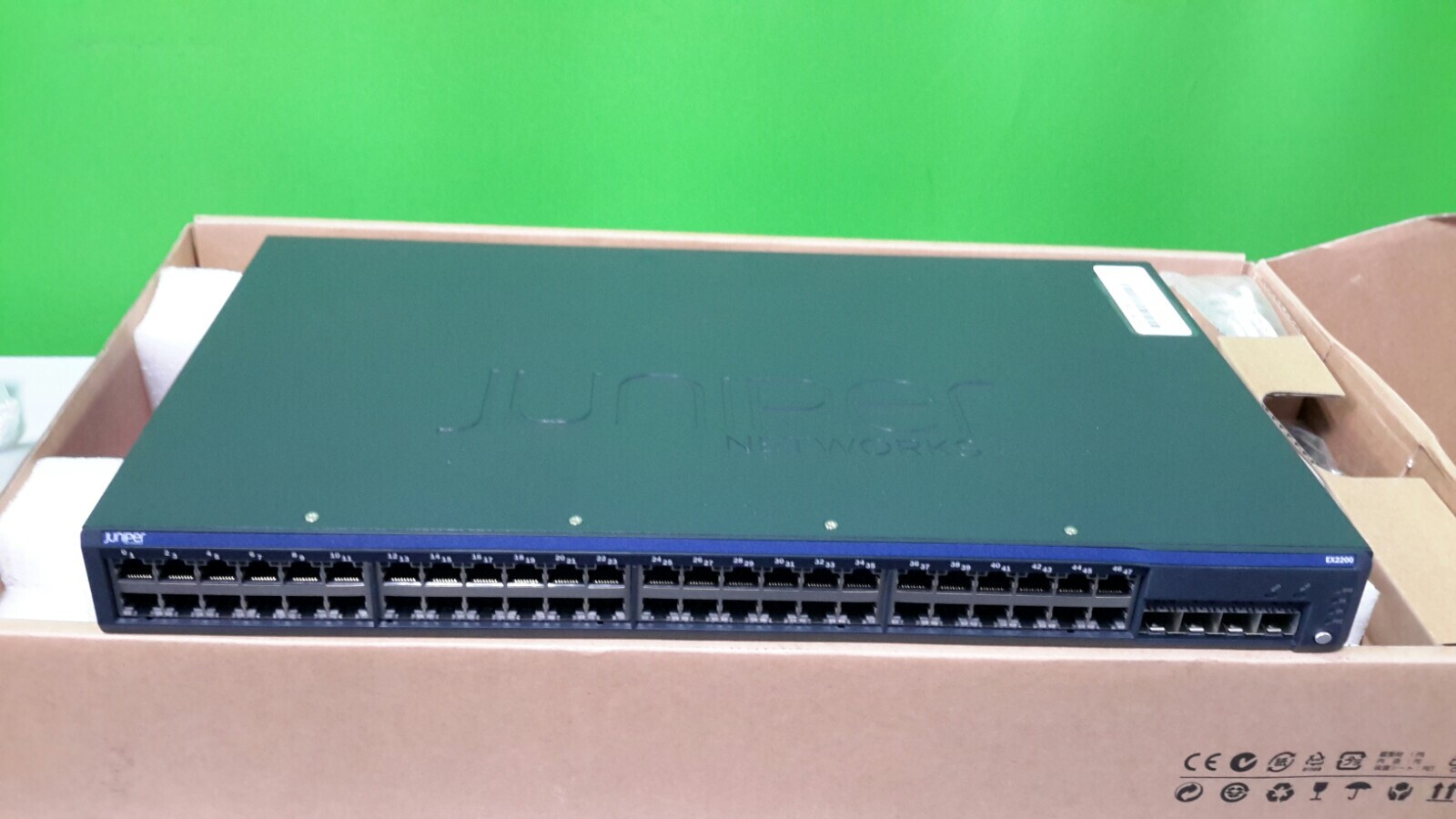 Juniper Networks Juniper EX 2200 EX2200-48T-4G 48-Ports External Ethernet...