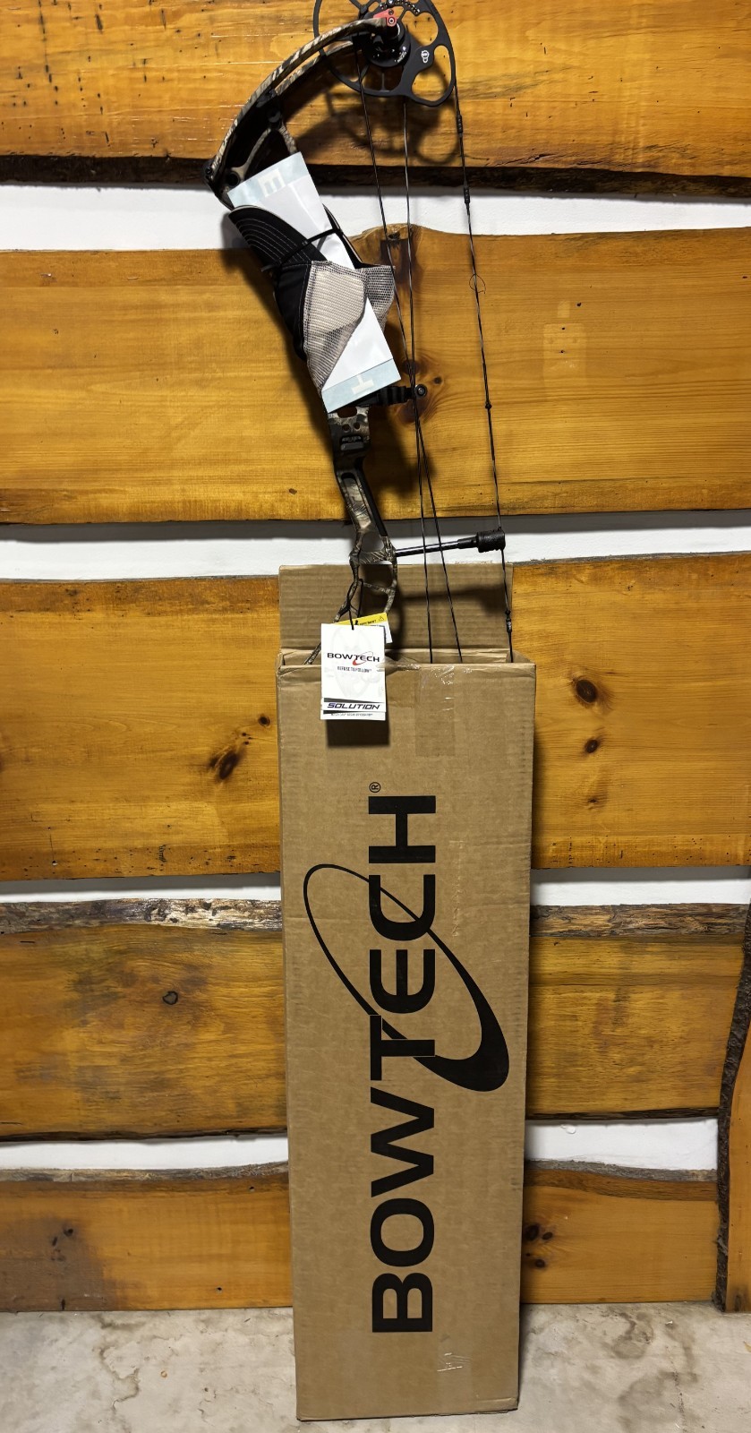 Bowtech Solution LH 70# MOBUC Compound *NEW IN BOX W/ FULL WARRANTY*