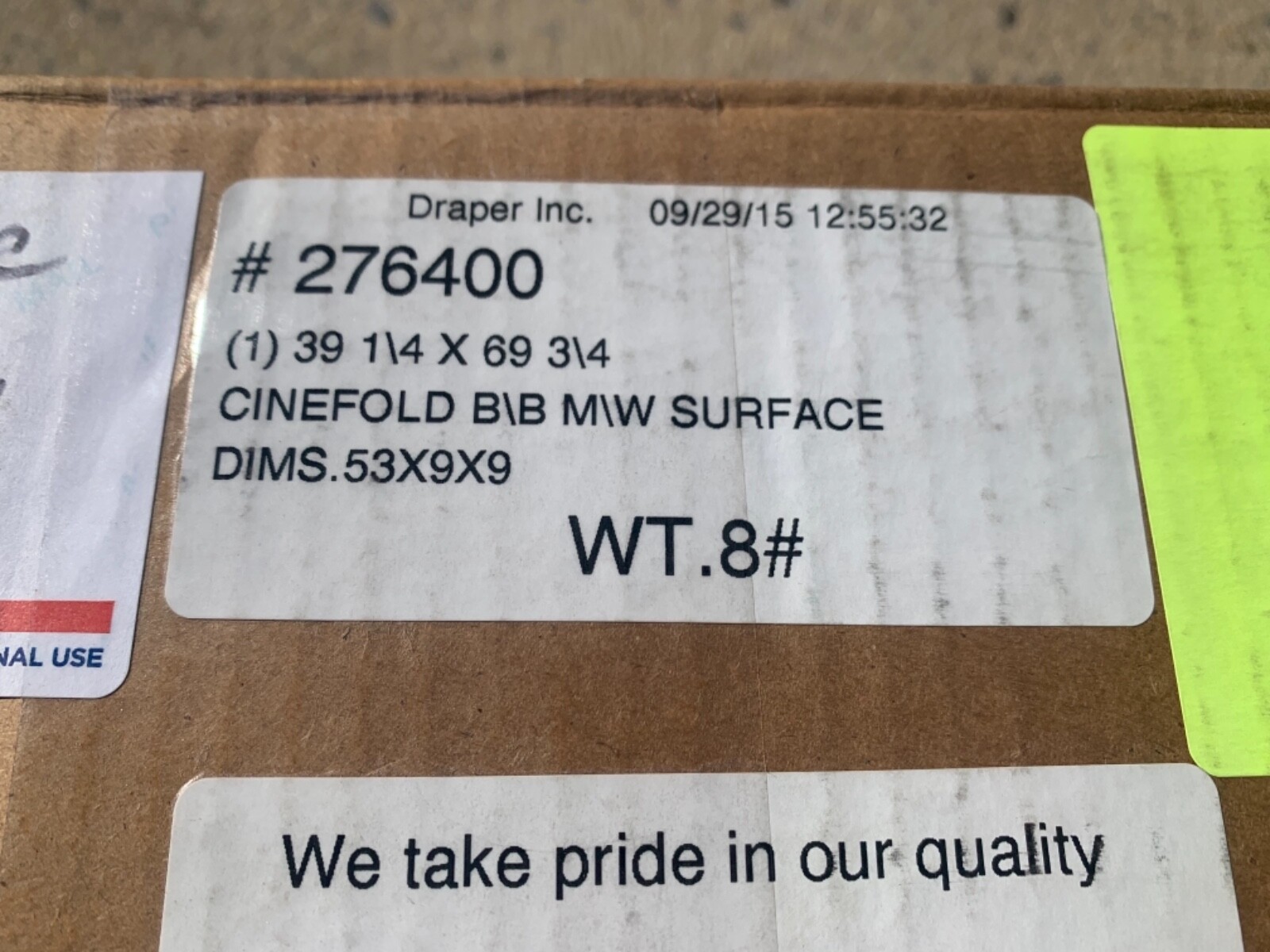 DRAPER CINEFOLD B\B M\W SURFACE ONLY PROJECTOR SCREEN NEW IN OPEN BOX 39” x 70”