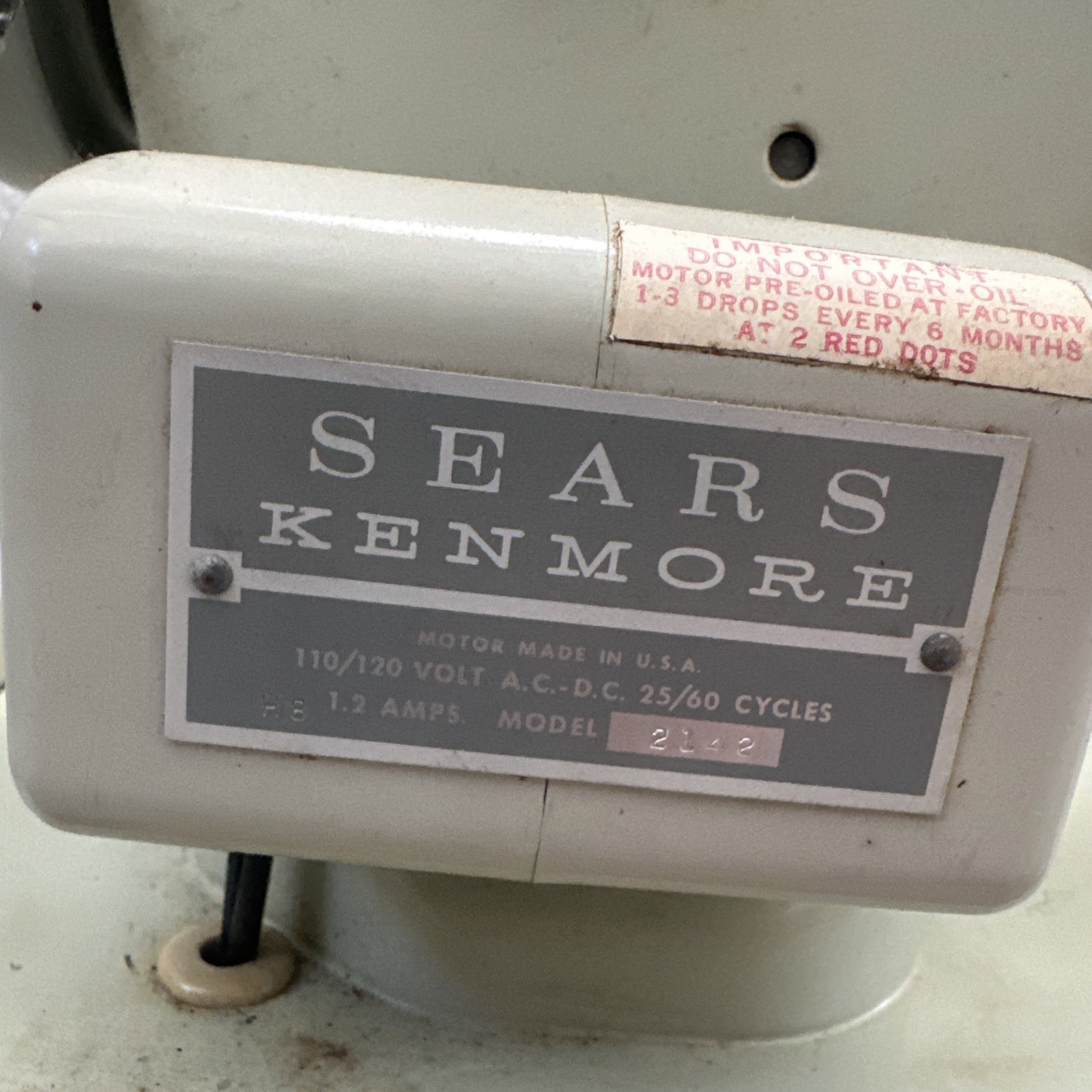 Sears Kenmore Sewing Machine Model 158 W/Pedal & Case (For Parts Or Not Working)