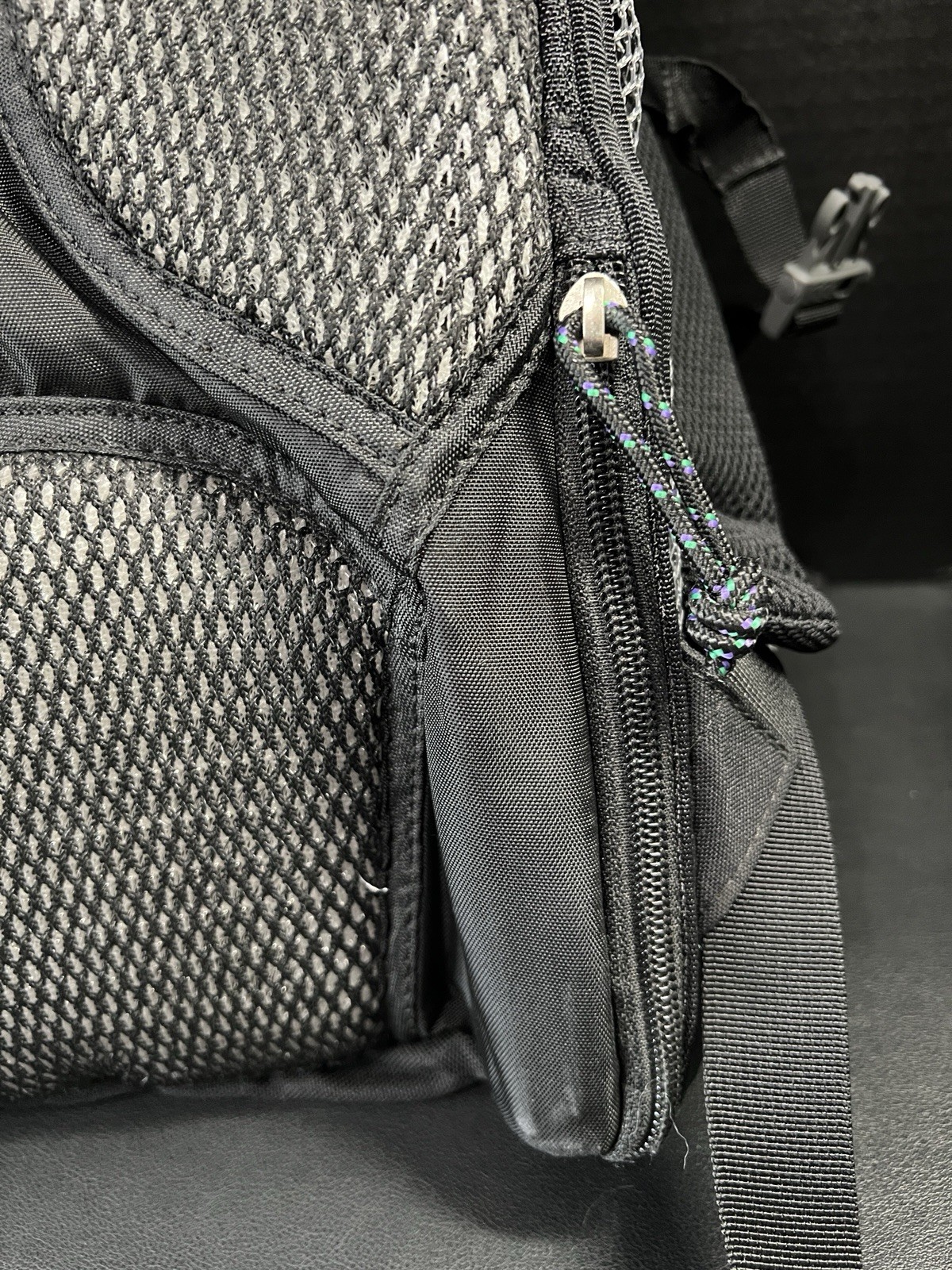 Kelty Whitney 1900 Black Backpack Hiking Hydration Daypack Style 22033060