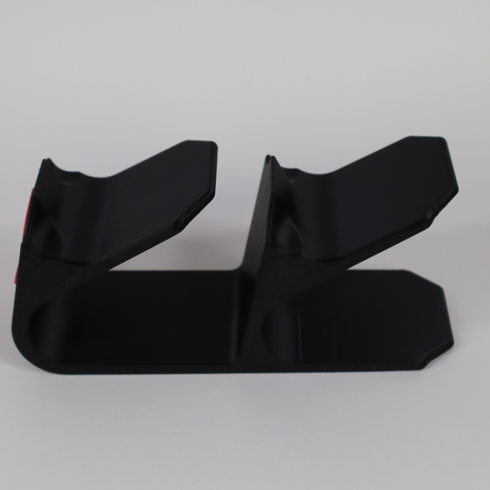 3D Printed - Stand / Holder for 1-2 Playstation Controllers - Black & Red