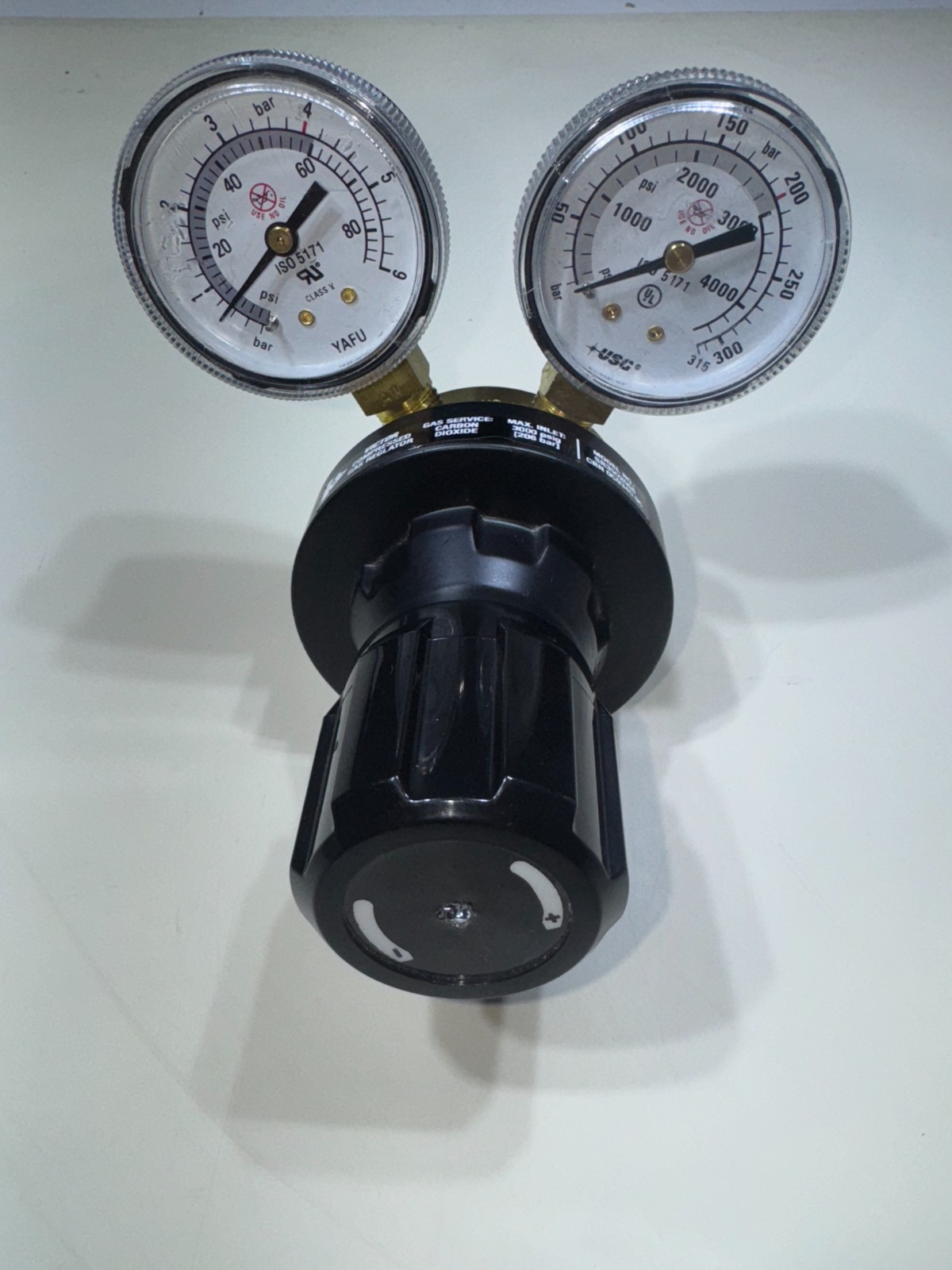 Victor Compressed Gas Regulator (CO2) SR3502068 / CRN 0C0340.9C