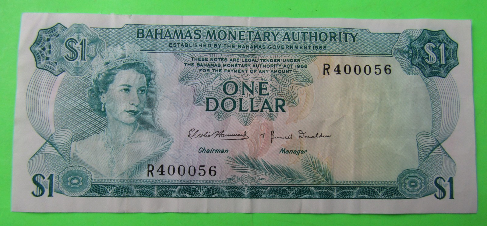 BAHAMAS, $1, QEII, P#26a, L. 1968 ,Prefix R400056