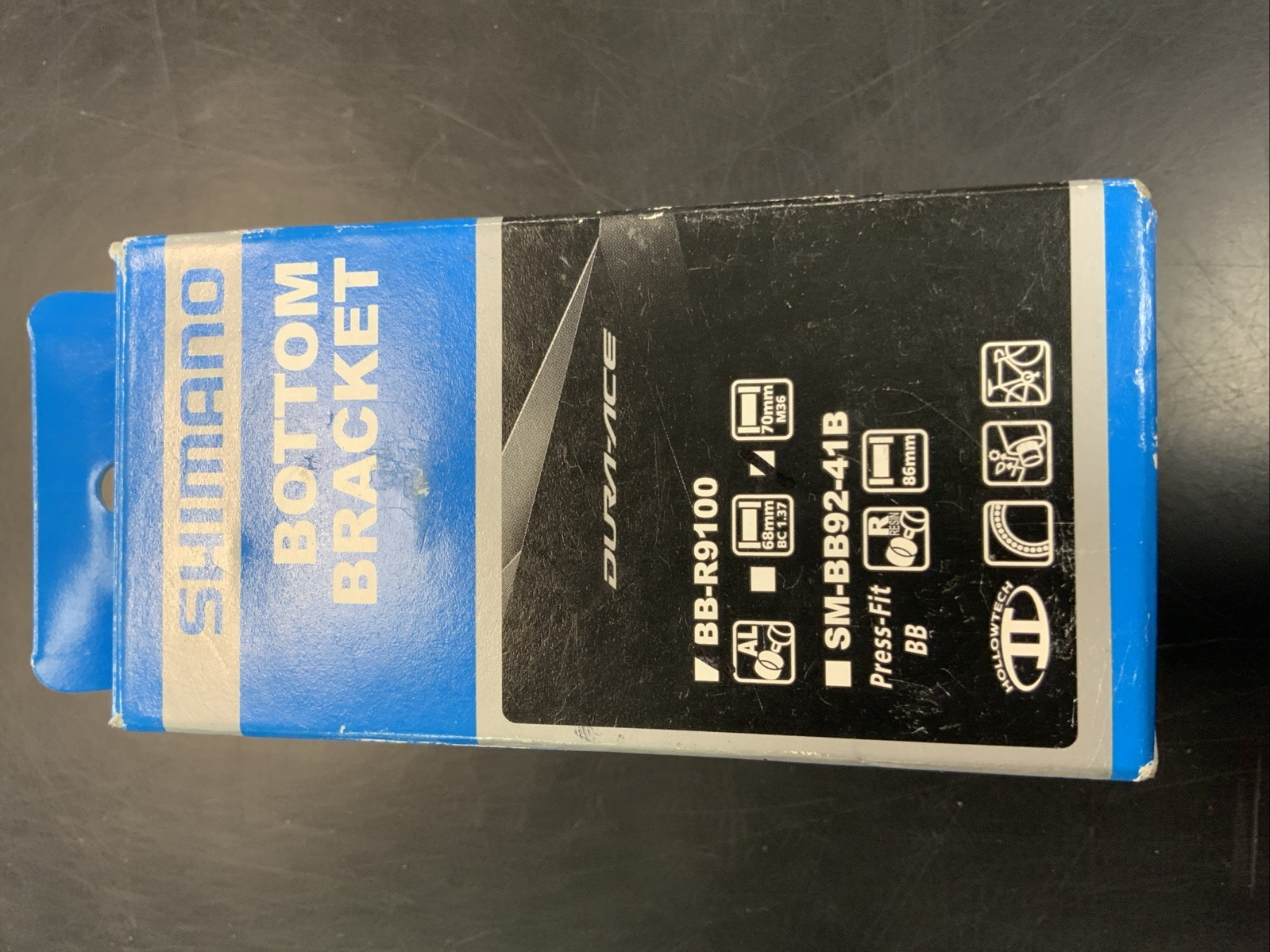 SHIMANO DURA-ACE Hollowtech II CUPSET Outboard Threaded/Italian Black BB-R9100