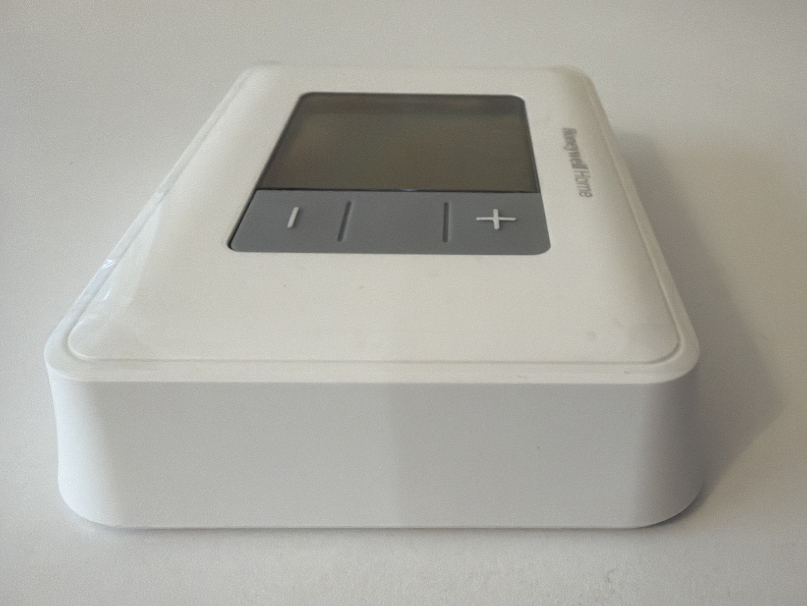 Honeywell RTH5160 Non-Programmable Thermostat Digital Home Temperature White