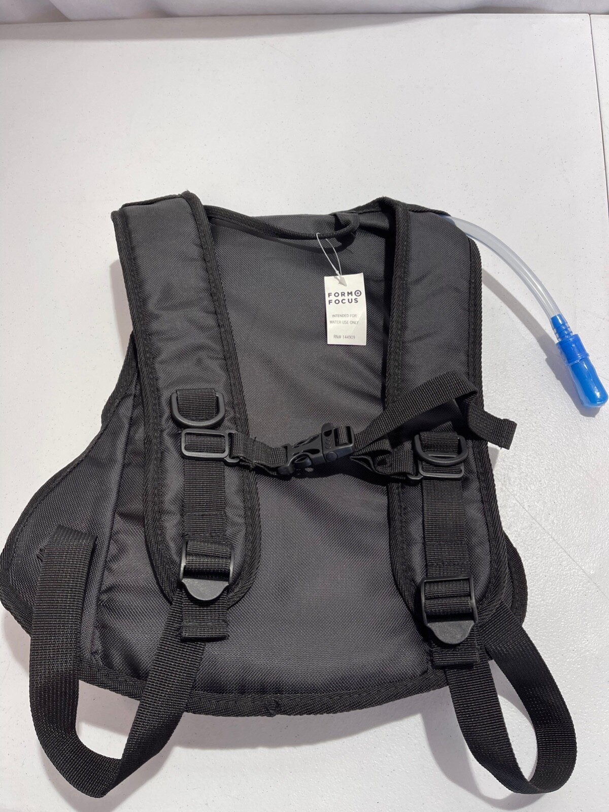 FORM FOCUS WATER HYDRATION PACK, BACKPACK WATER BLADDER BLUE BLACK NEW