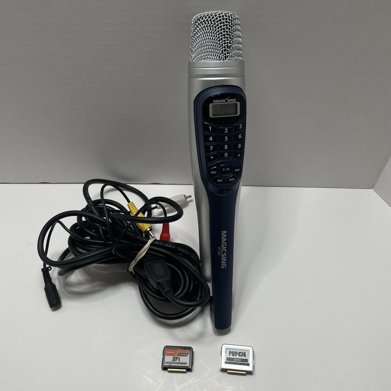 Magic Sing ET13K Karaoke Microphone Bundle w/ SP1 POP474 Chips