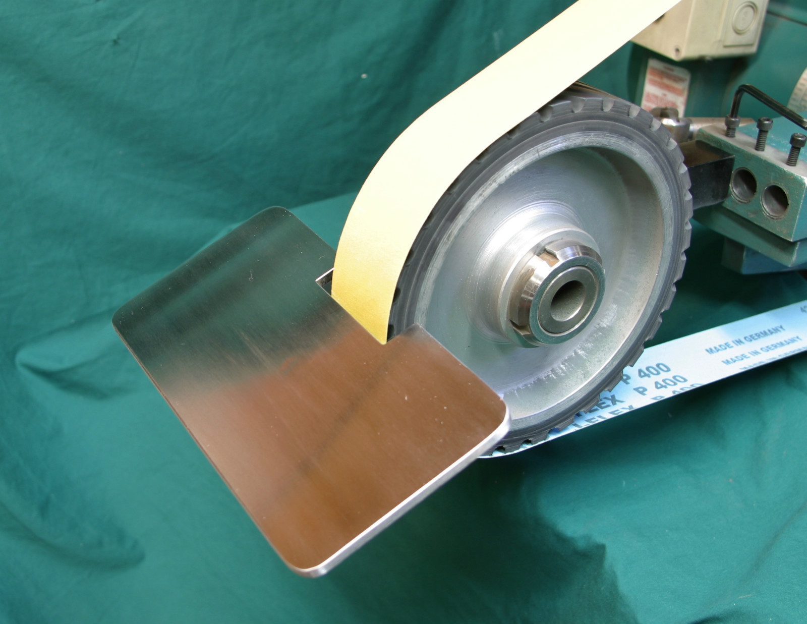 D-D Work / Tool Rest for KMG "Classic" Grinder- 14" Table