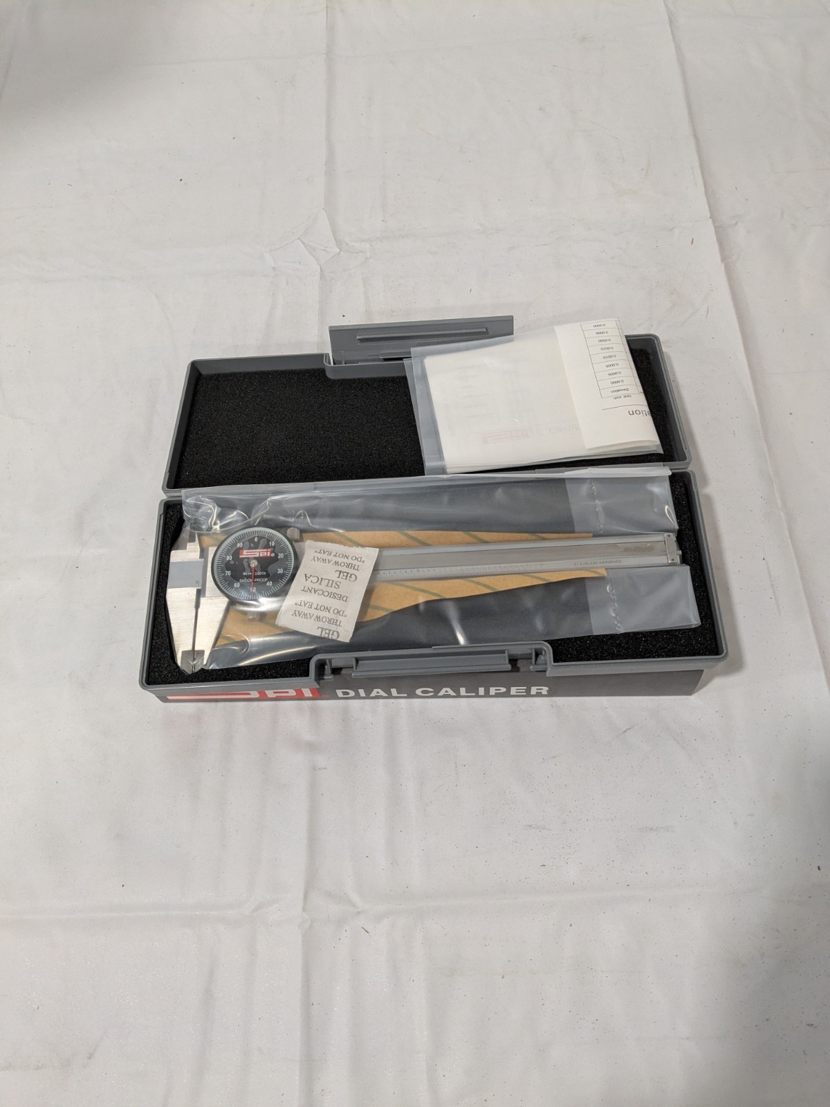 SPI Dial Caliper 0-6", Black Dial Face - 17-971-3
