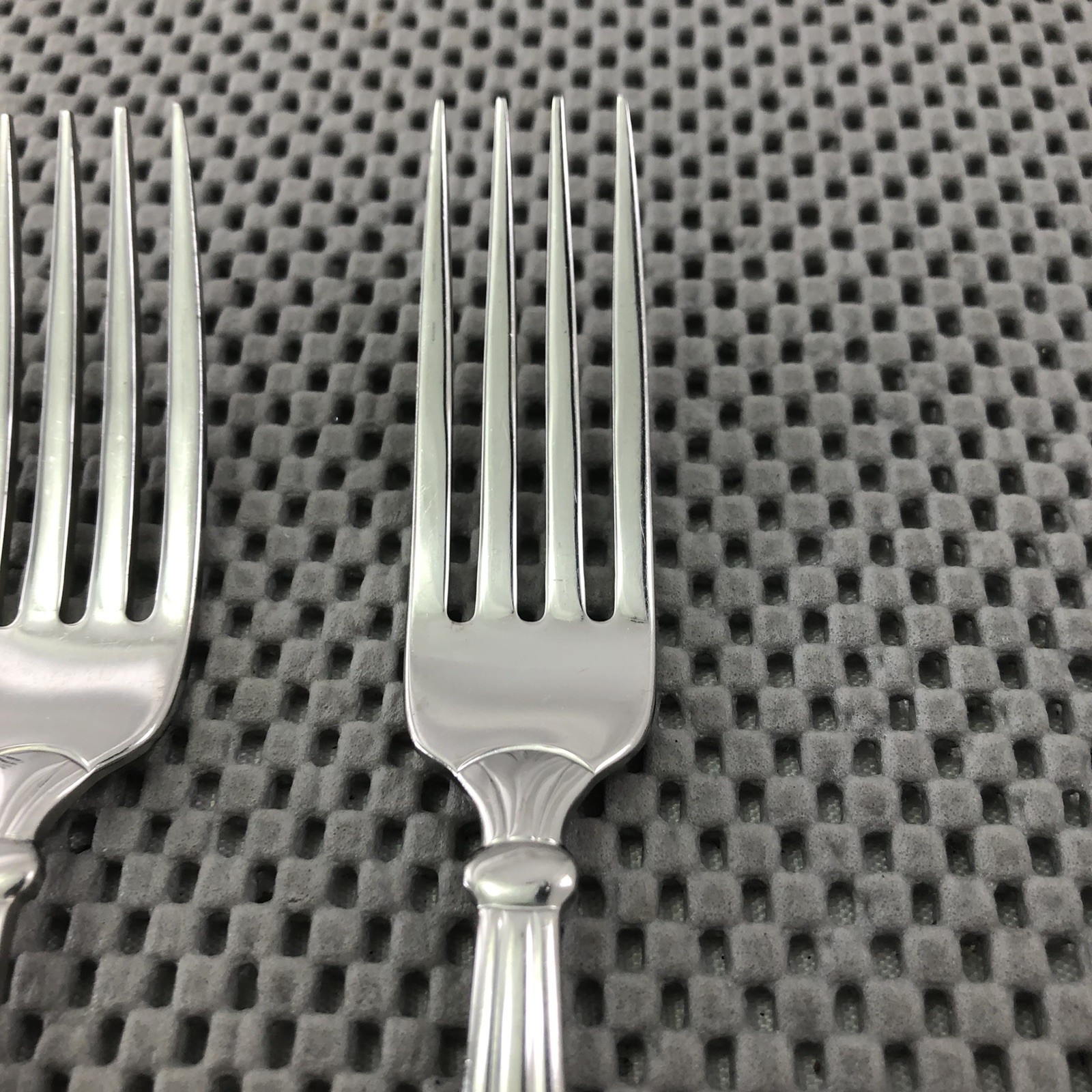 Oneida USA UNITY Stainless Flatware Pieces ~ 4 Dinner Forks