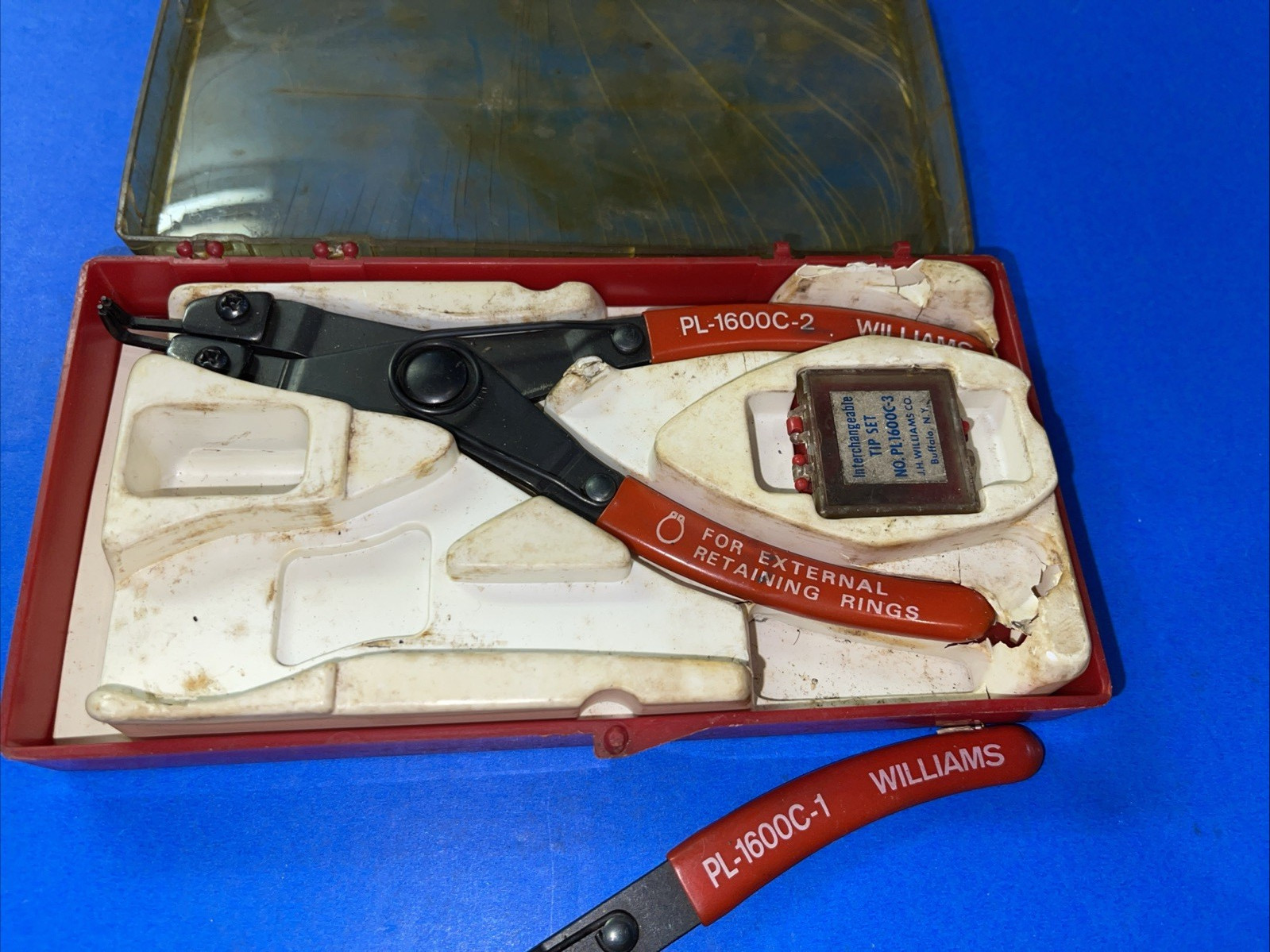 WILLIAMS CO TOOLS SNAP RING INTERNAL AND EXTERNAL PLIERS SET