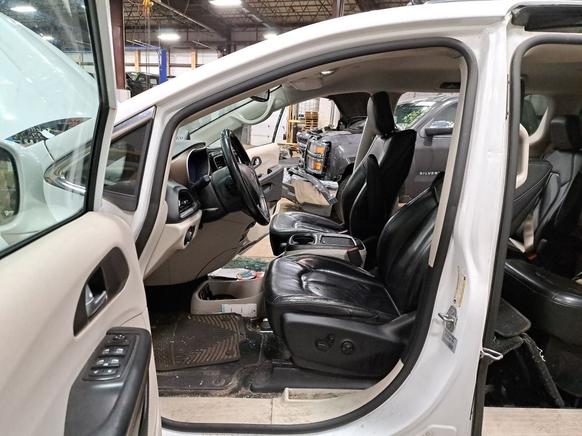 2017 Pacifica Jack Sku#4289514