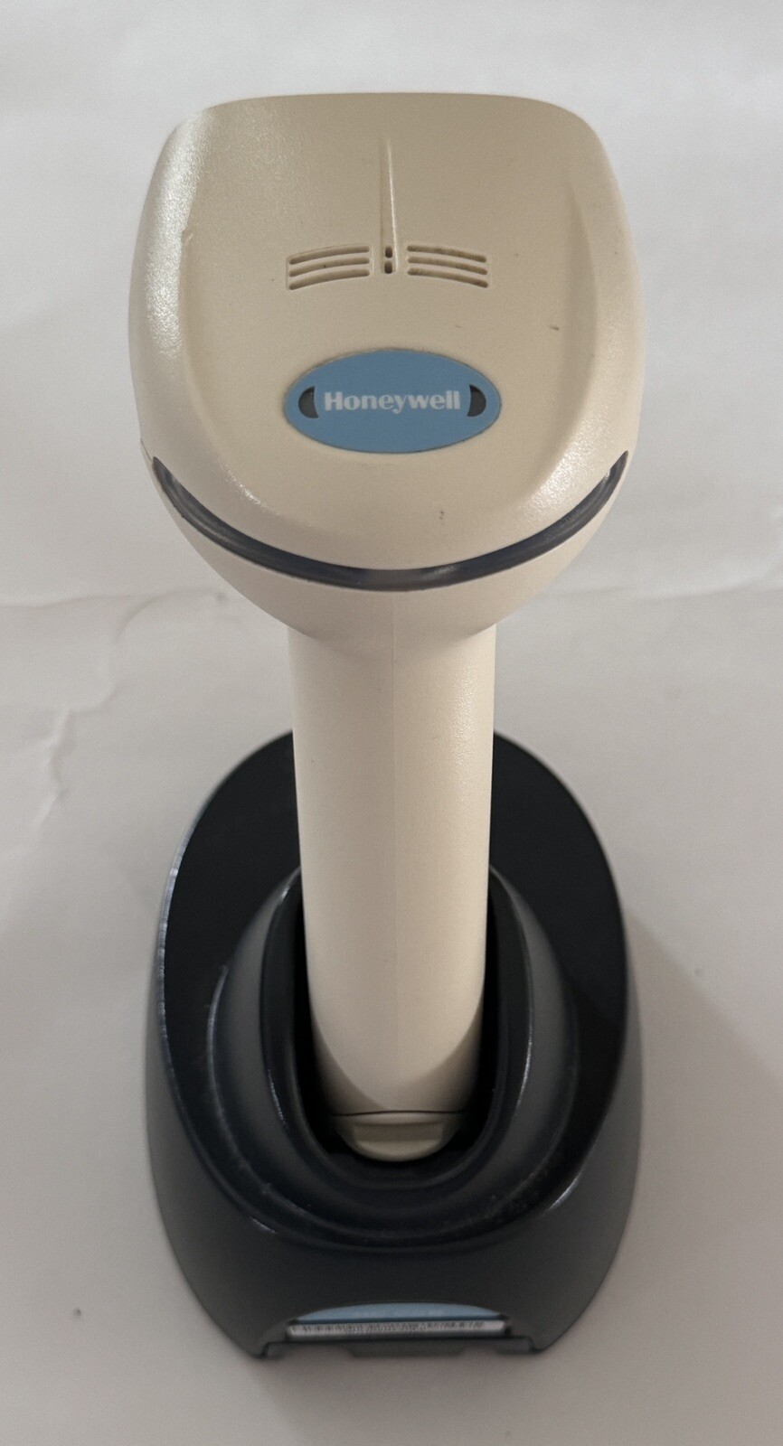 Honeywell 1902HHD-5-COL -INT  Wireless Bar Code Scanner( White/Blue)