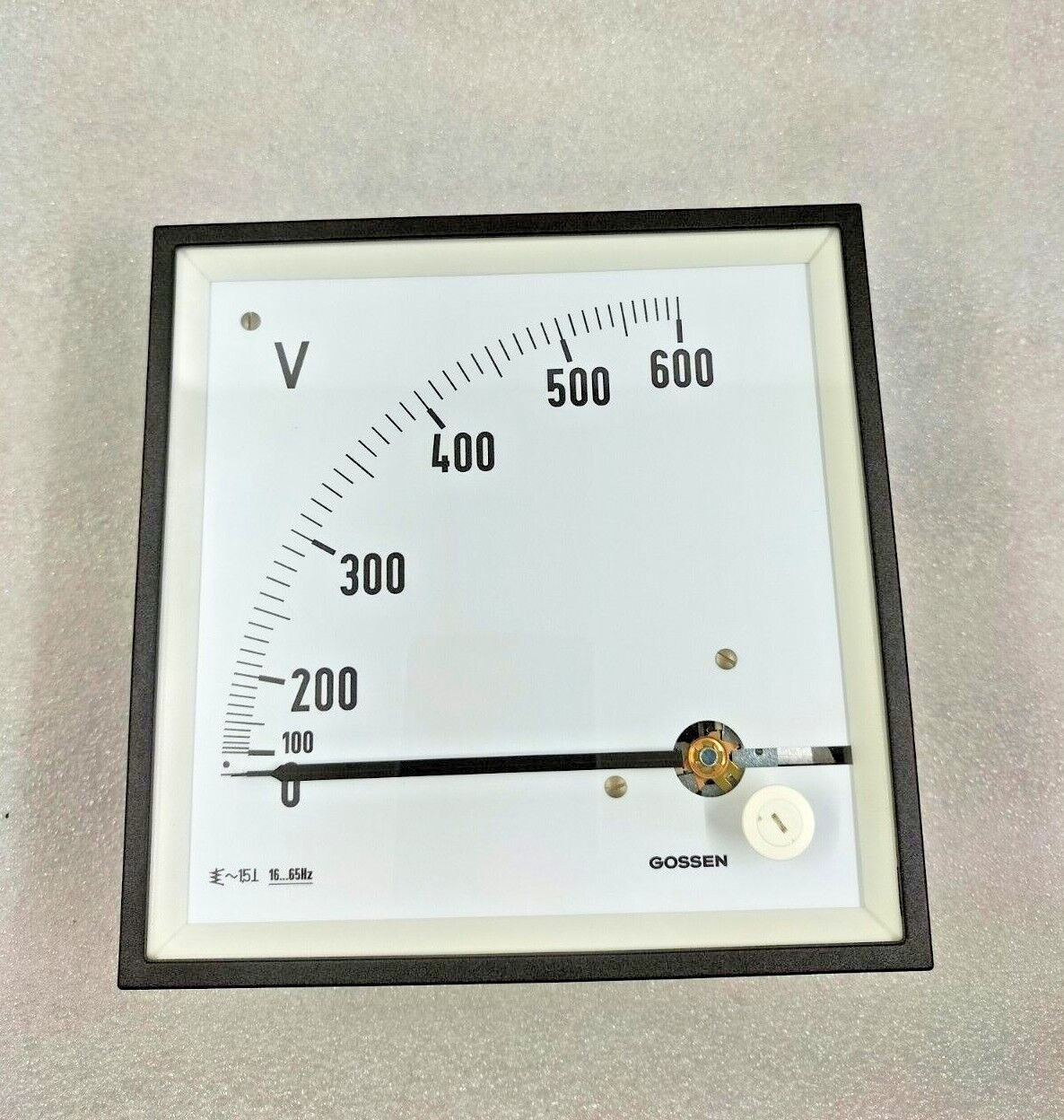 GOSSEN AQS 144 VOLTMETER 0-600 VOLTS 1620EDC600