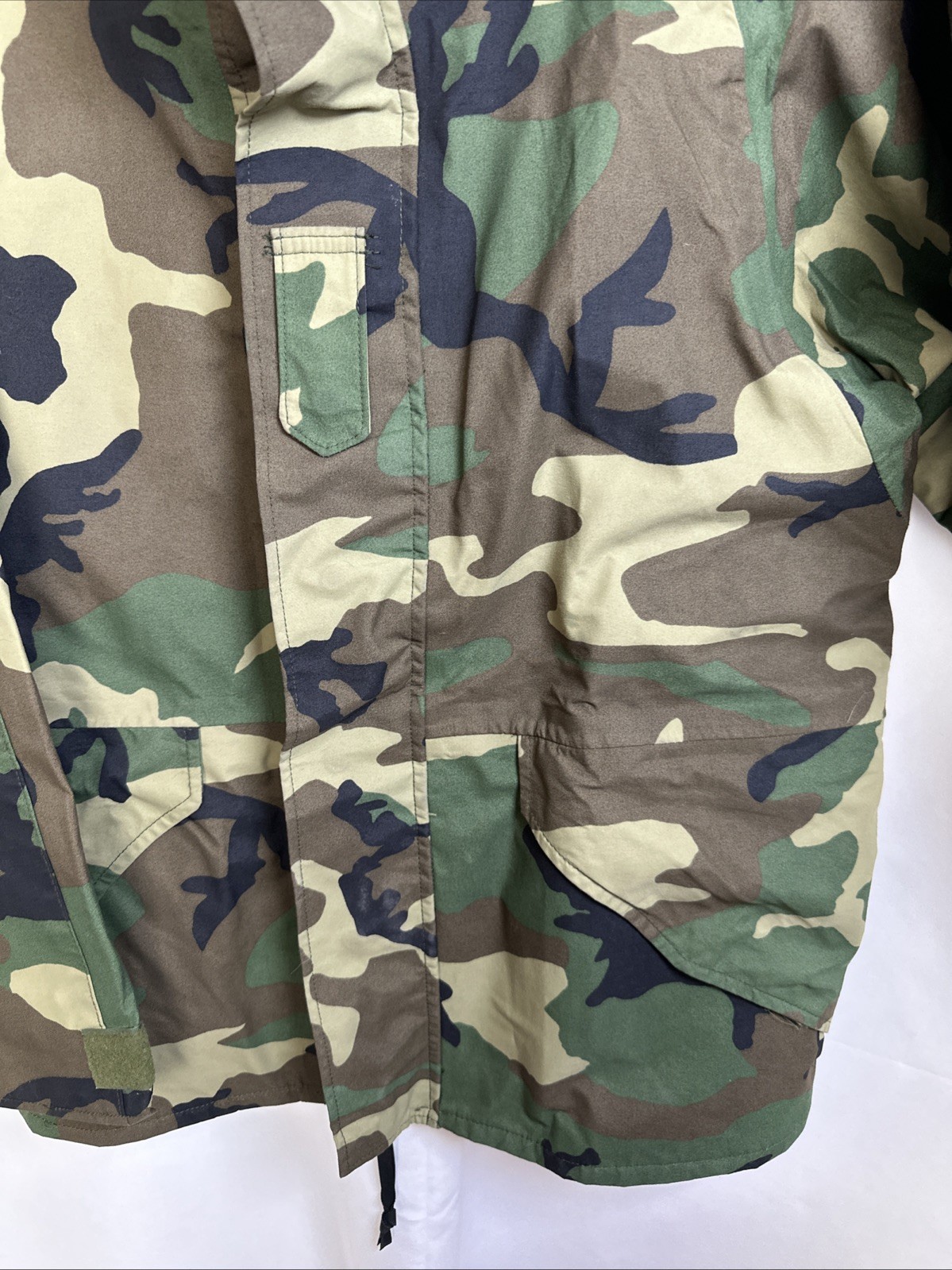 US Military PARKA, Cold Weather, Camouflage Medium Short