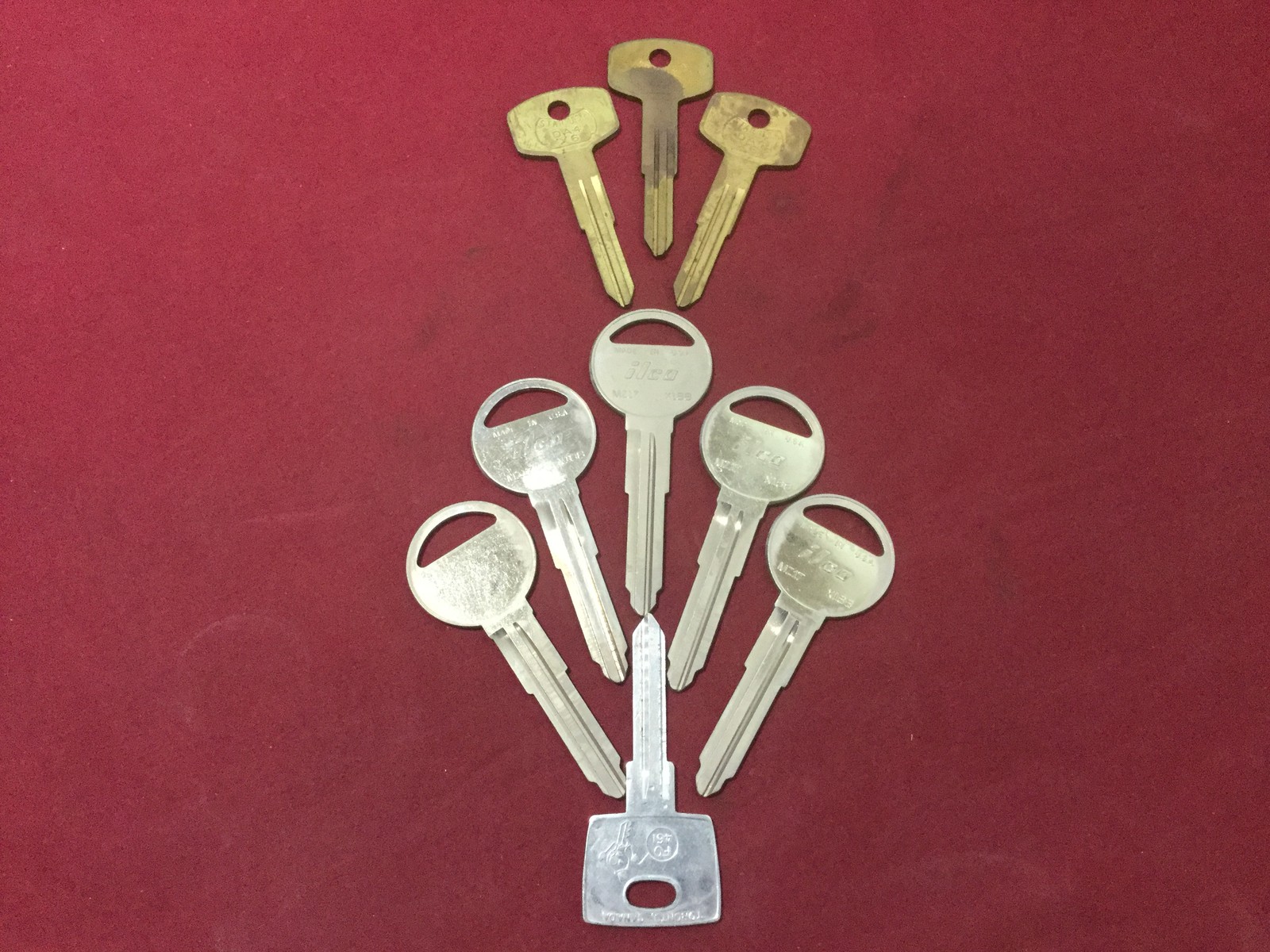 Datsun by Star, Mazda by Star, FO461 by Cole Auto Key Blanks, Set of 9