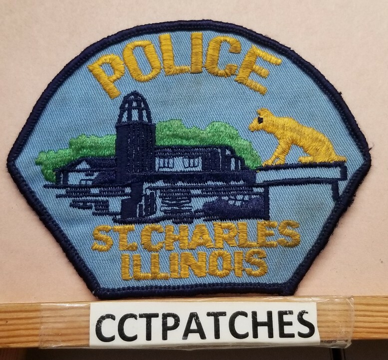 ST CHARLES, ILLINOIS POLICE SHOULDER PATCH IL