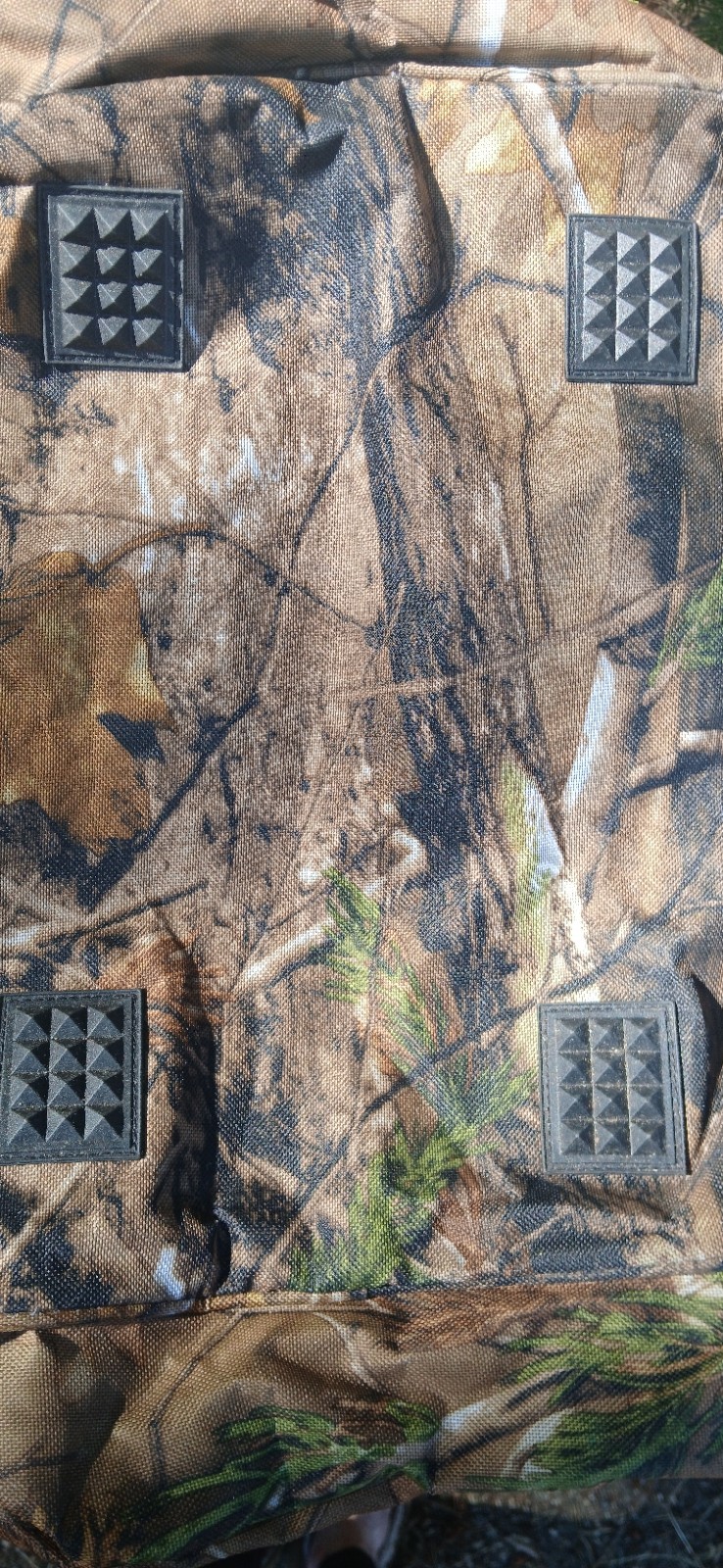 Large Camouflage Polyester Duffel Bag w/ Shoulder Strap & Carry Handle