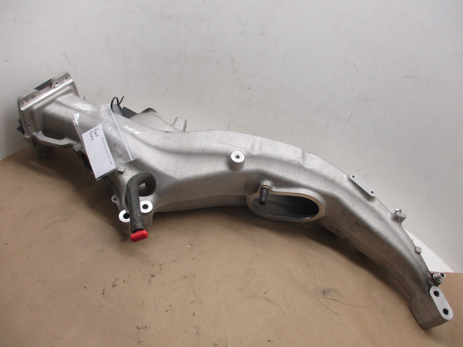 Polaris Victory Vision 2010 (1069) front frame Salvg T