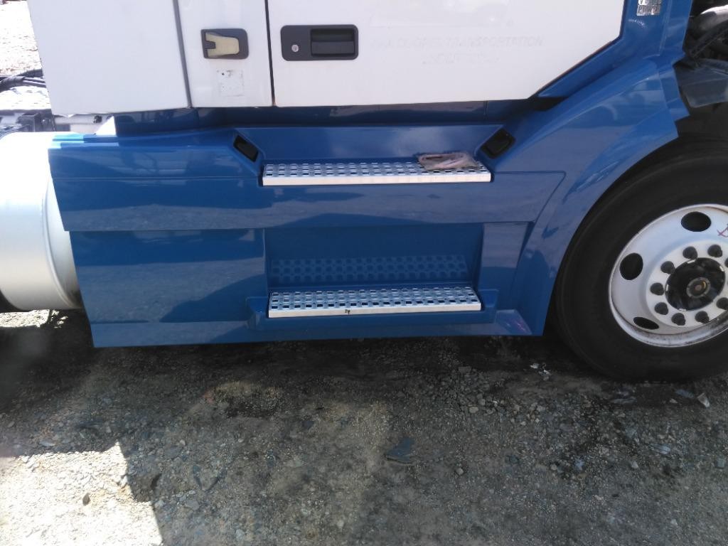 For 2015 VOLVO VNL SIDE FAIRING Right , GA