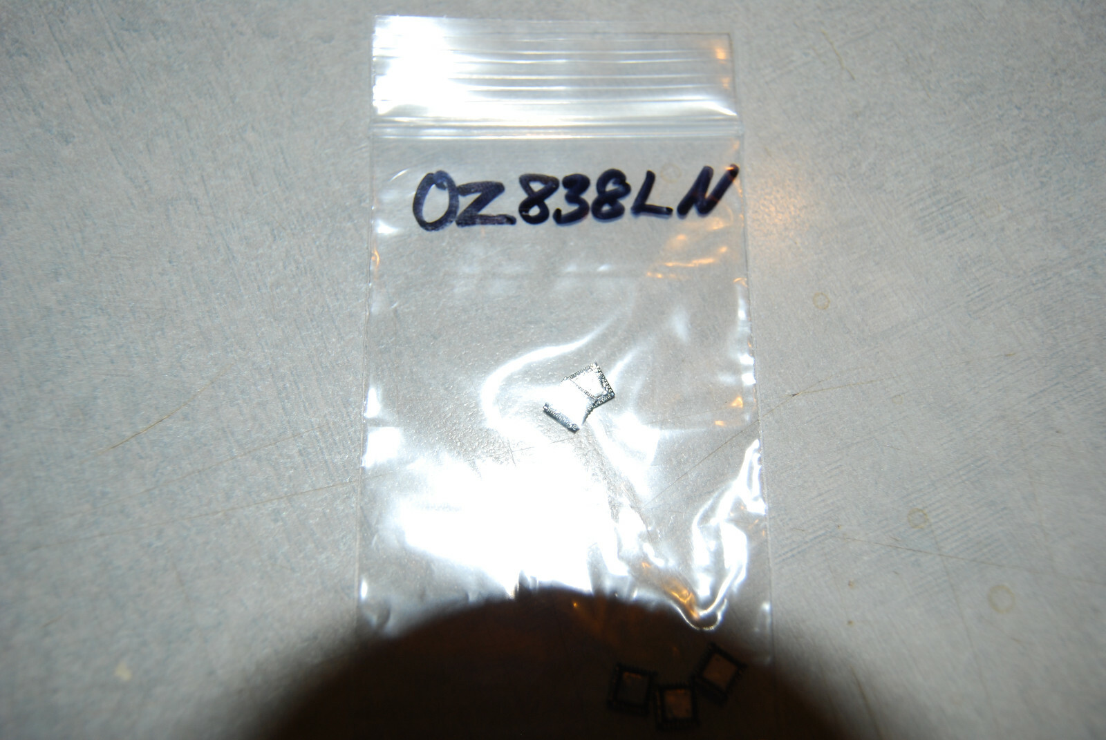 OZ838LN integrated circuit QFN32 USED GUARANTEED