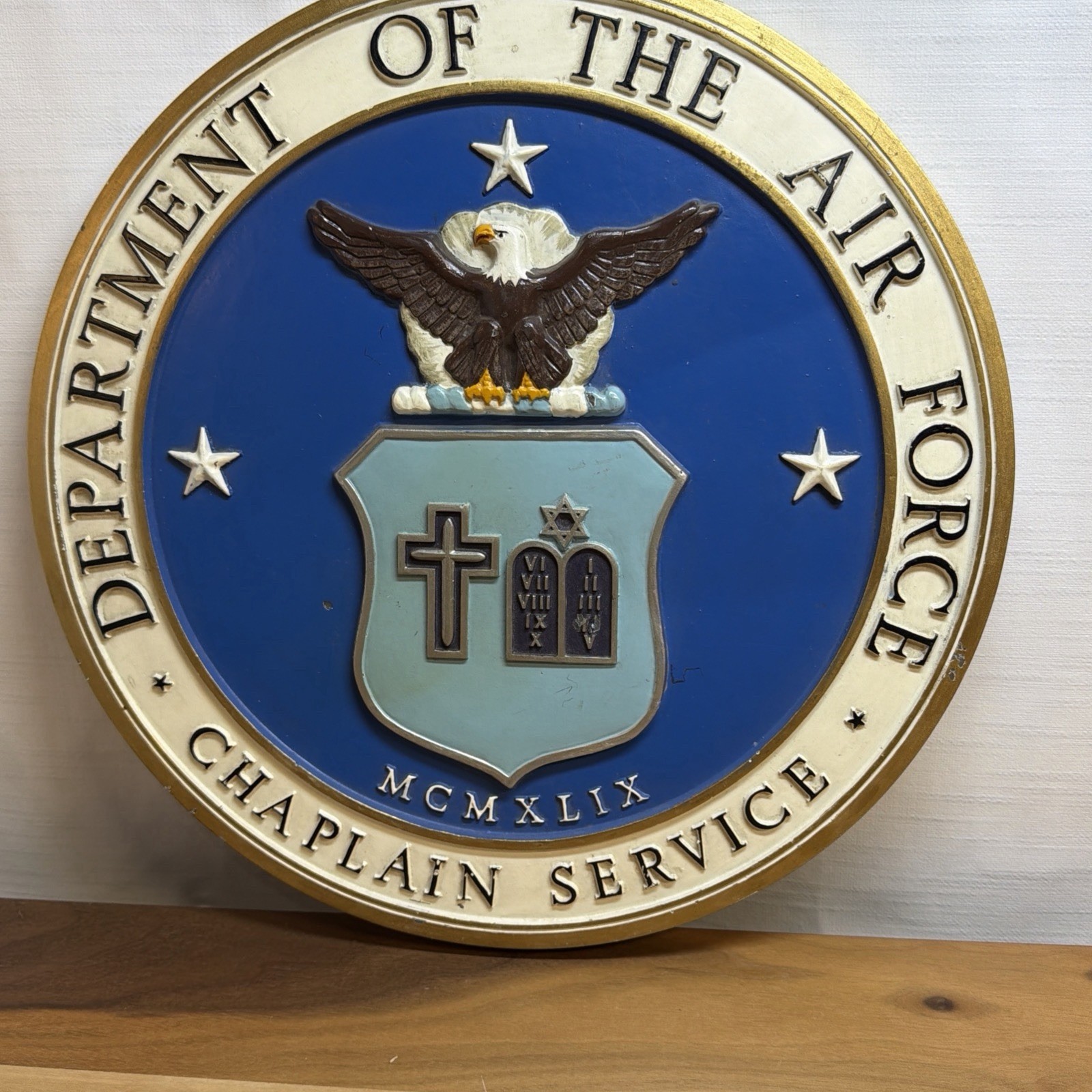 DEPT OF THE US AIR FORCE "CHAPLAIN SERVICE" Metal EMBLEM WALL PLAQUE SIGN D 14”