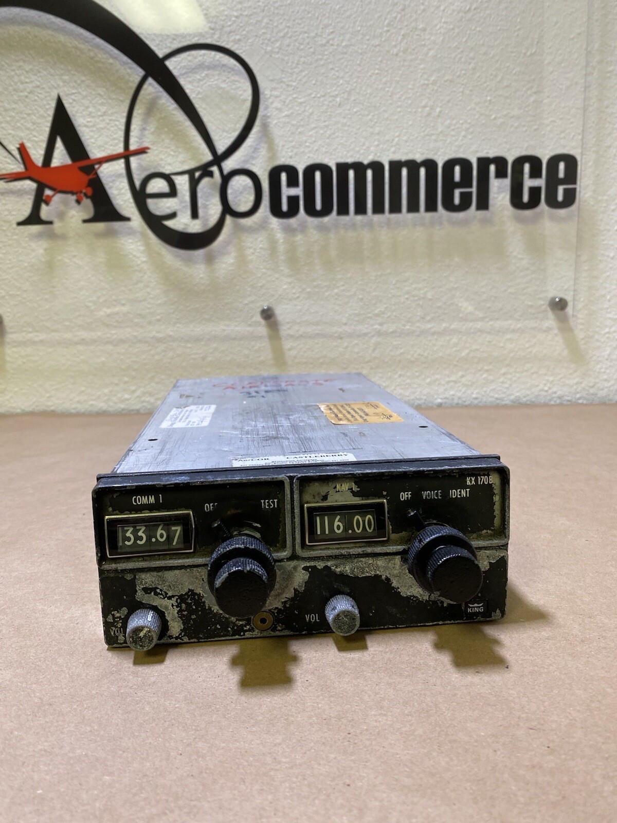 King KX170B NAV/COMM Radio 14V 069-1020-00  (2076)