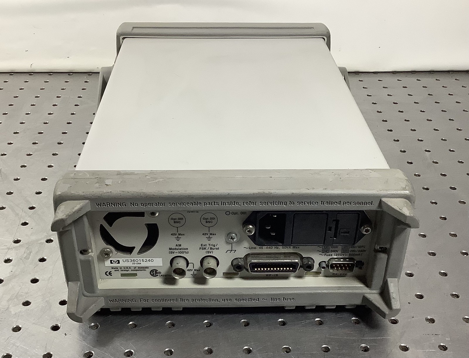 HP Hewlett Packard 33120A 15 MHz Function Arbitrary Waveform Generator