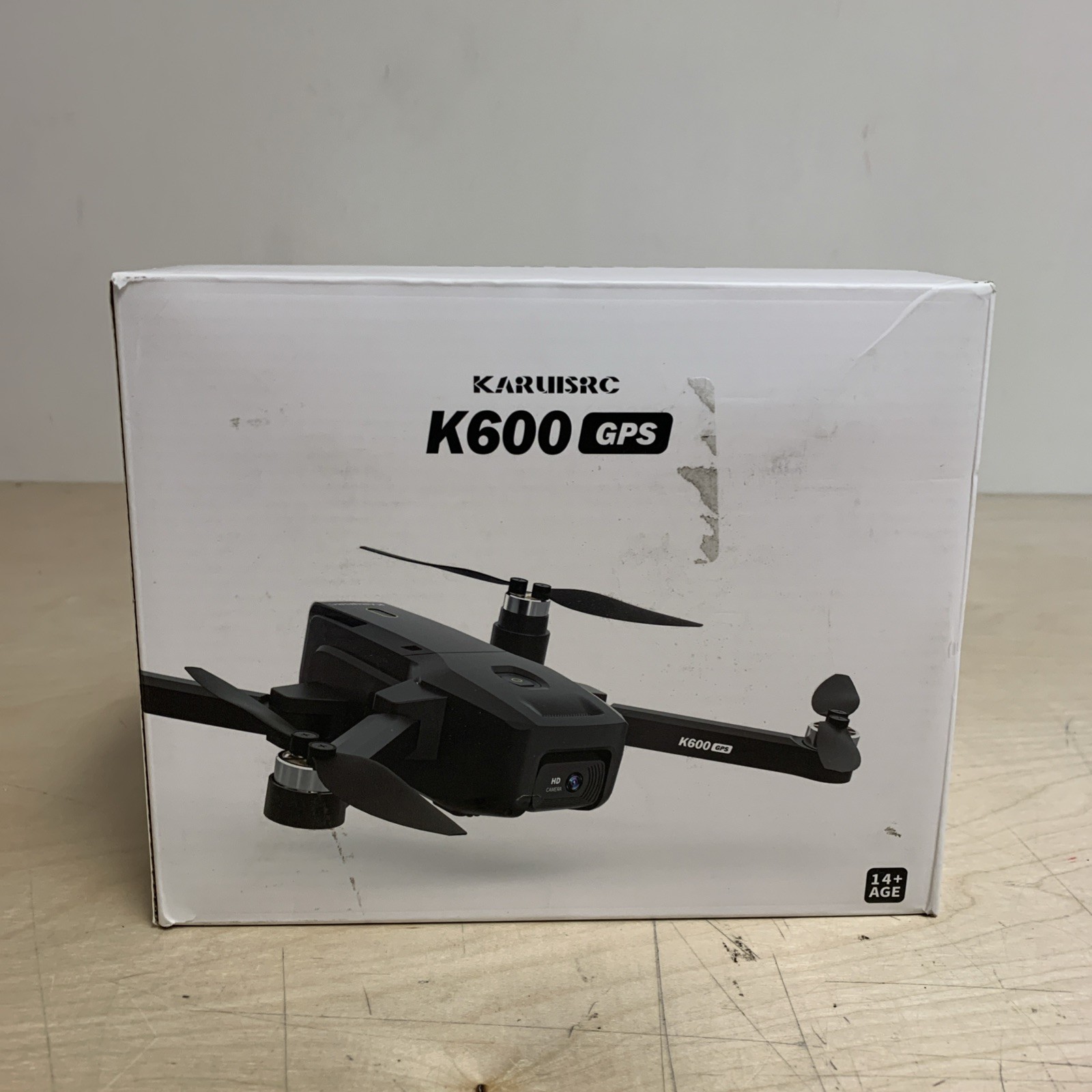 Karuisrc K600 GPS Drone Quadcopter Foldable Drone: w/ LCD Screen Remote