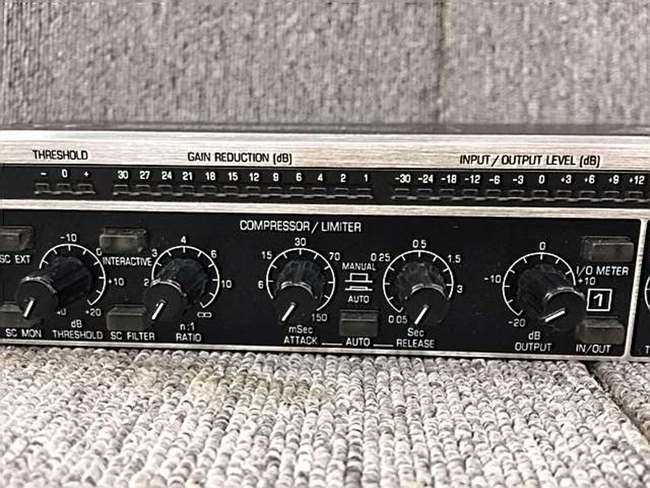BEHRINGER MDX2200 Compressor