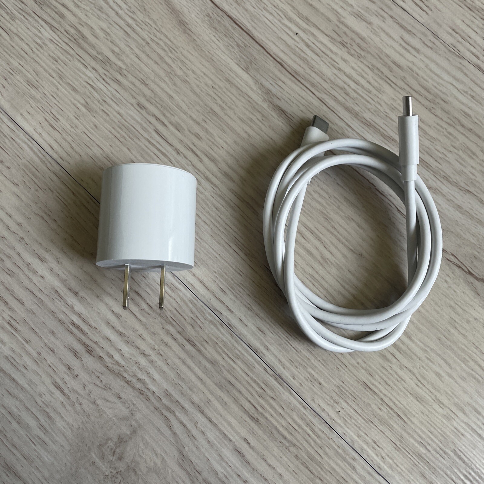 OEM Meta Quest 3 Charger ORIGINAL WHITE WITH BLOCK CABLE