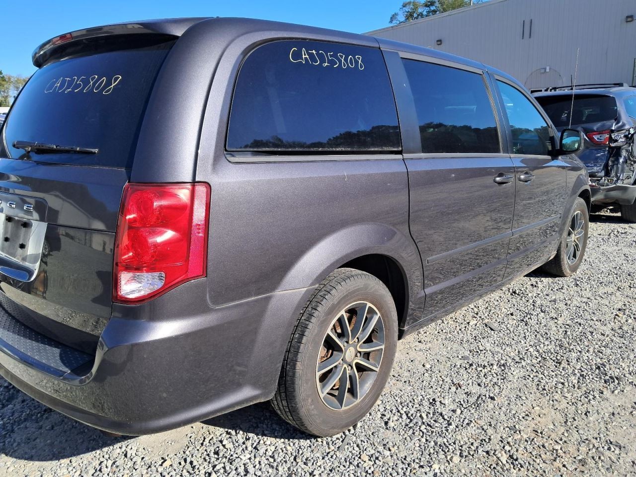 CARAVAN 2016 Glove Box 4822433