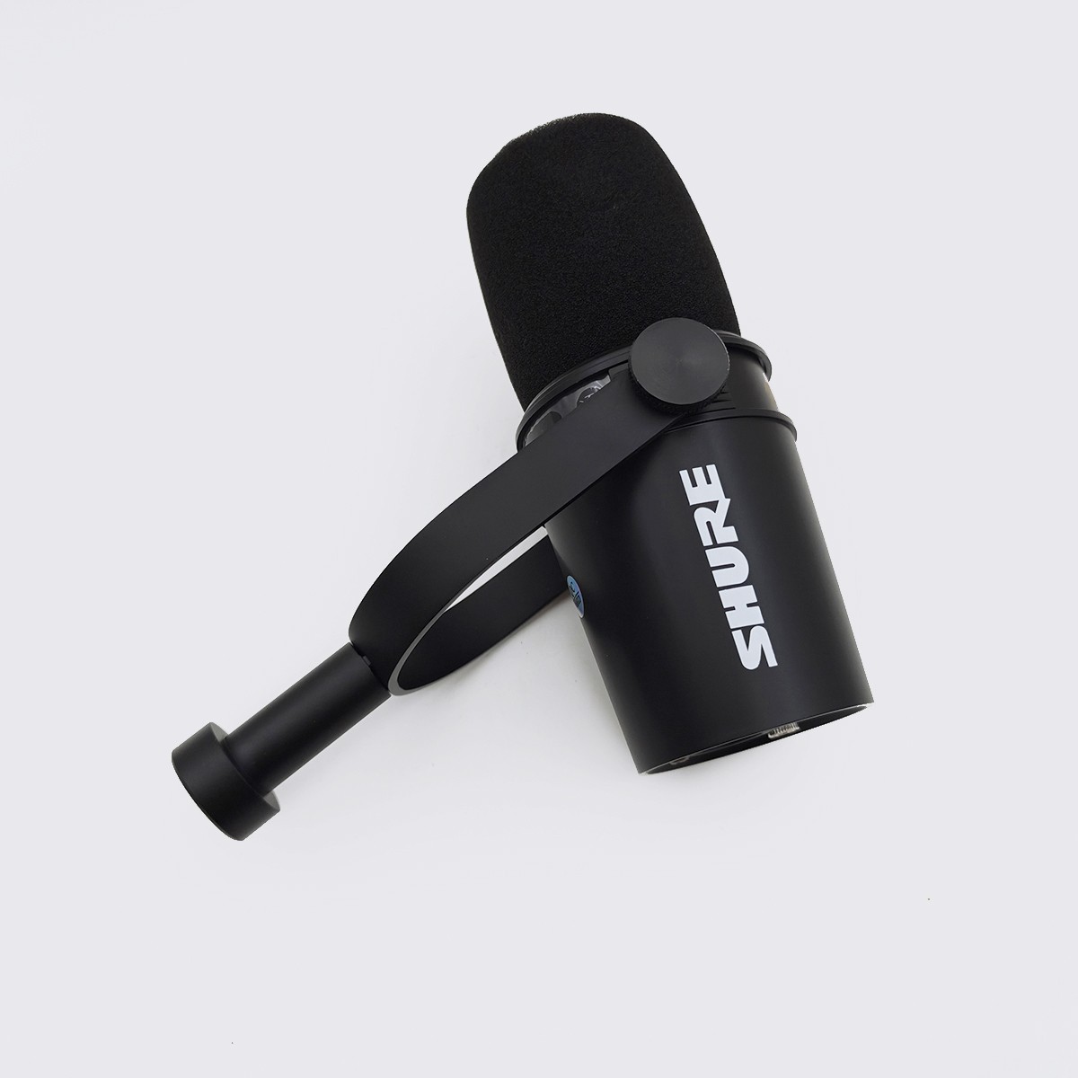 MV7 Dynamic Vocal Microphone Cardioid Form Factor USB/XLR Compatible US
