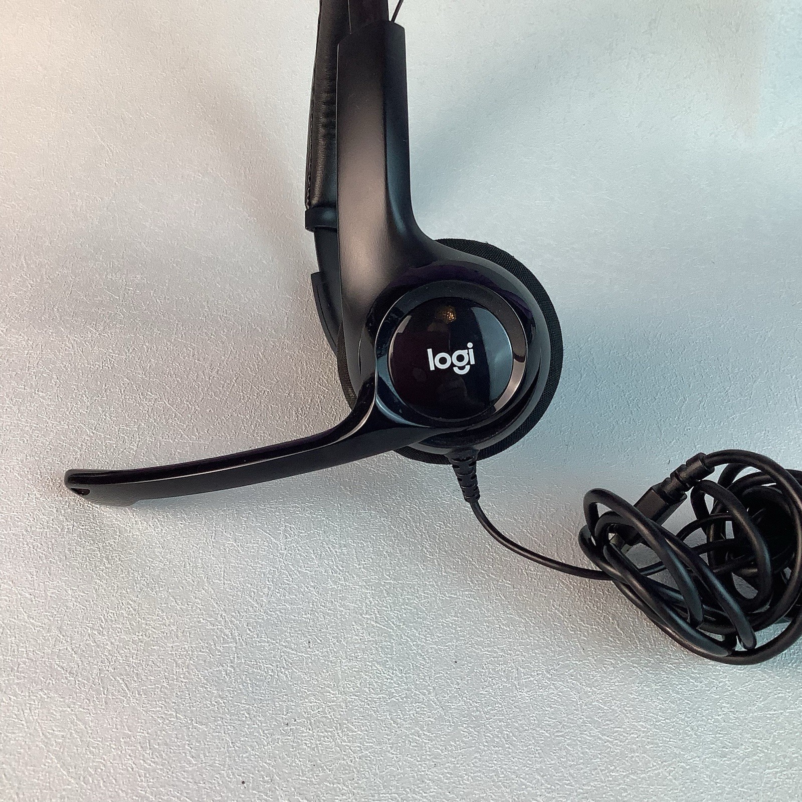 LOGITECH H390 USB Wired Headset With Volume Control & Microphone*NO BOX*