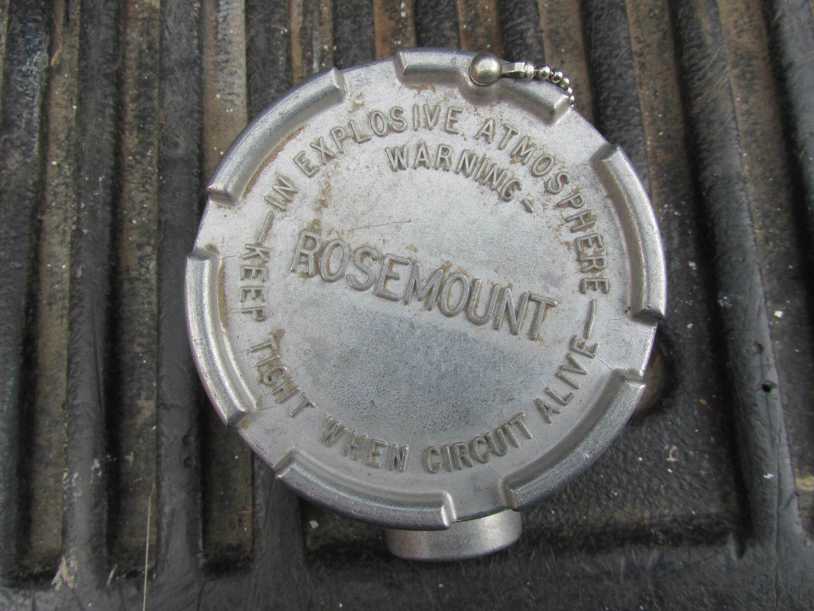 Rosemount NEMA 4 Explosion Proof Connection Head NOS