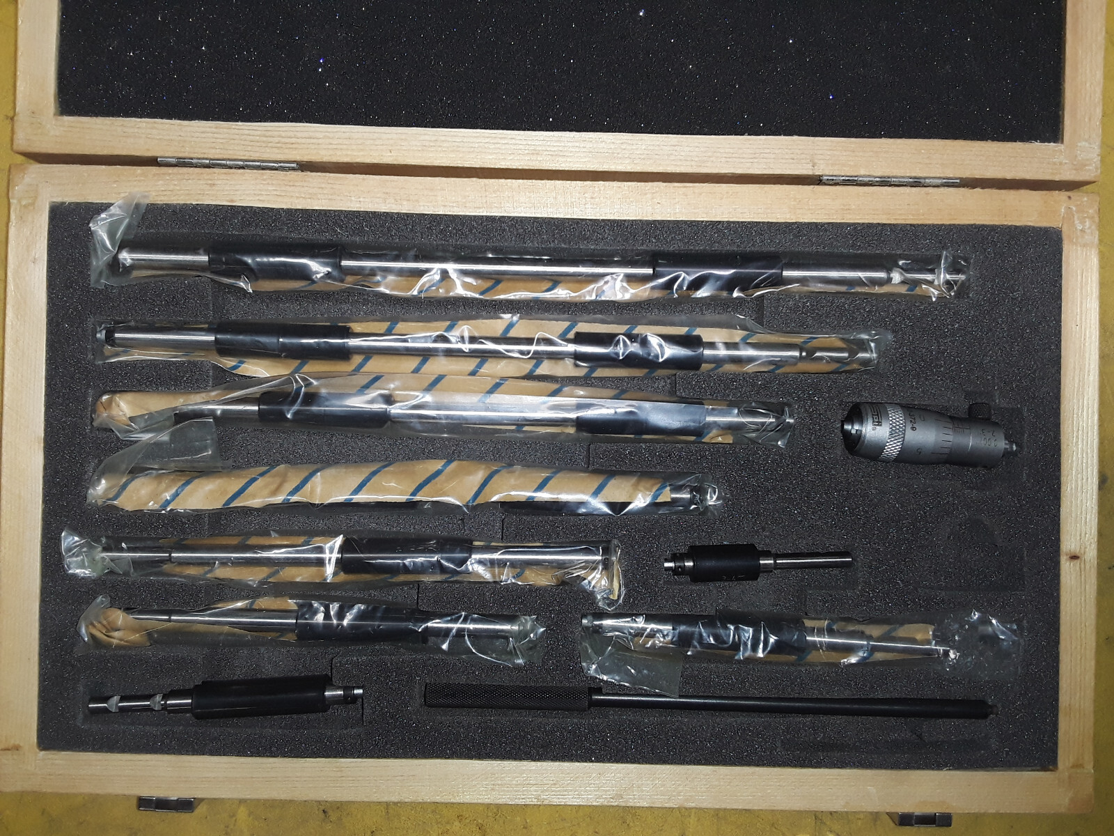 SPI 2 to 12", Mechanical, Interchangeable Rod Micrometer 0.001" Graduation Set