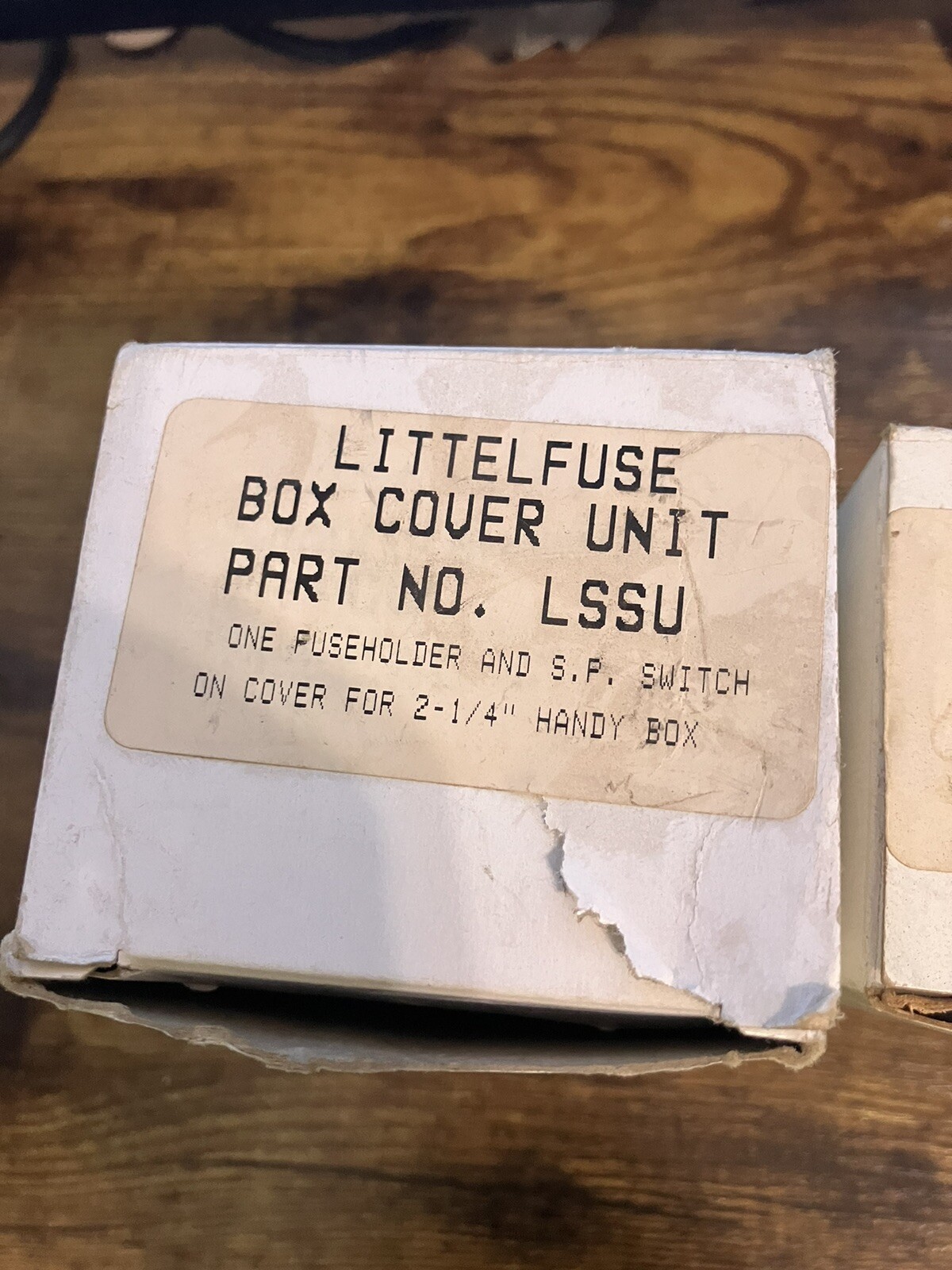(2) LITTELFUSE BOX COVER UNIT PART NO LSSU