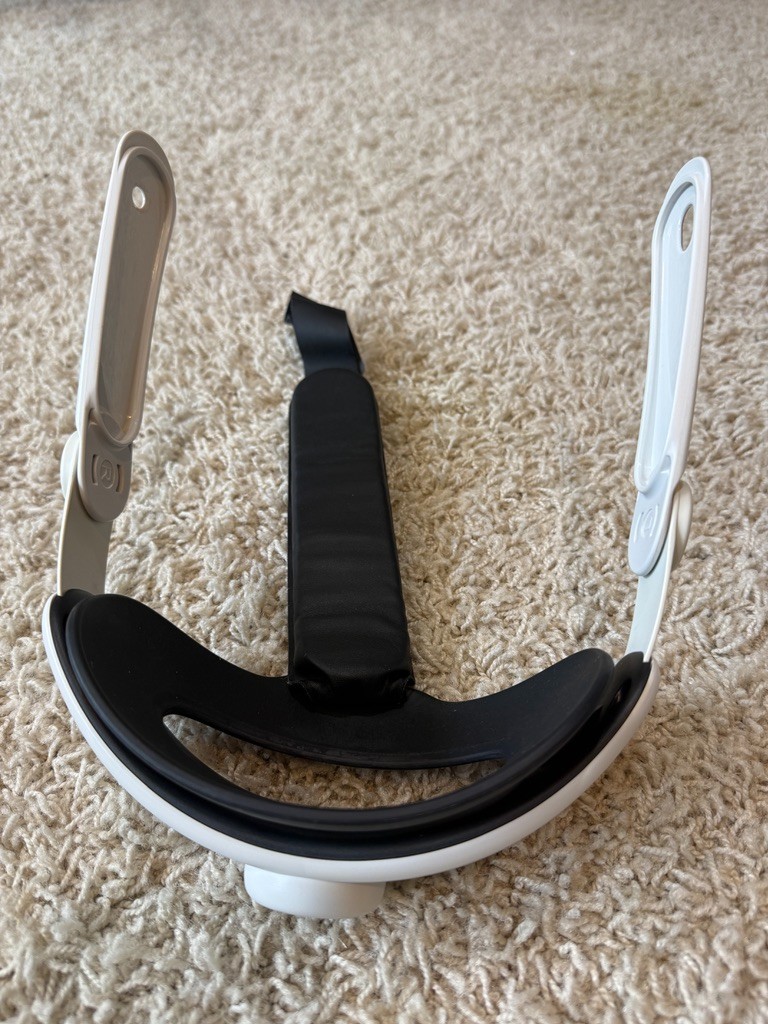 Meta Quest 3 128GB VR Headset & Premium Head Strap