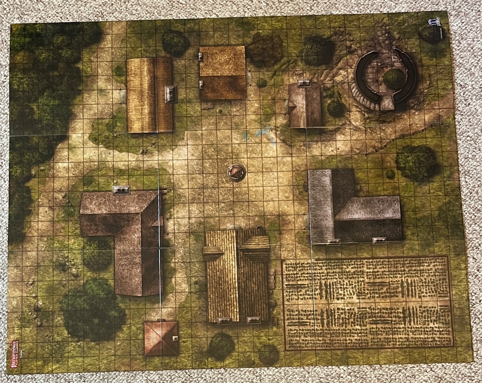 Paizo Flip-Map 1" gridded Hamlet out of print village field mountain road keep