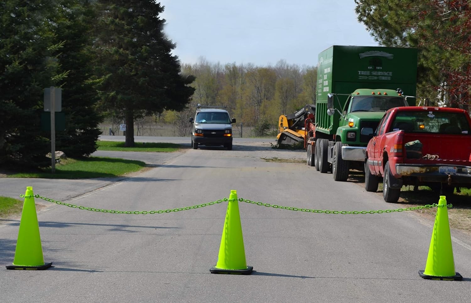 Safety Green Plastic Chain 50ft - Crowd Control Barrier