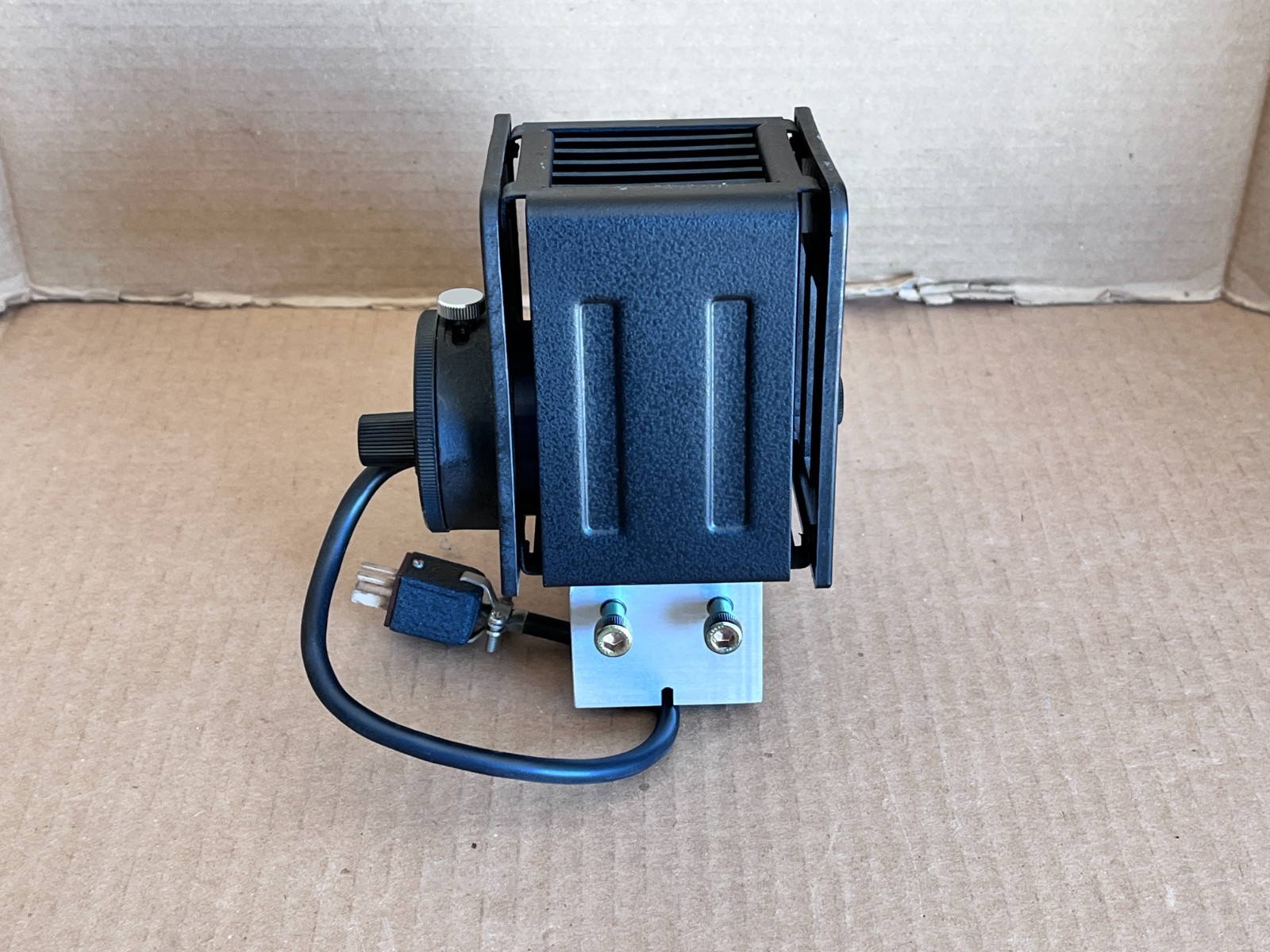 Nikon Diaphot Lamp House with Arm Microscope Lamphouse