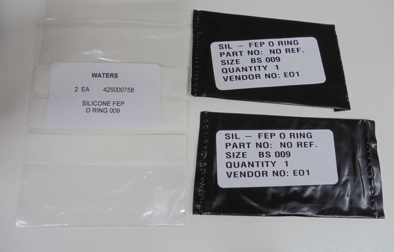 Waters 425000758 O-Ring Lot of 2