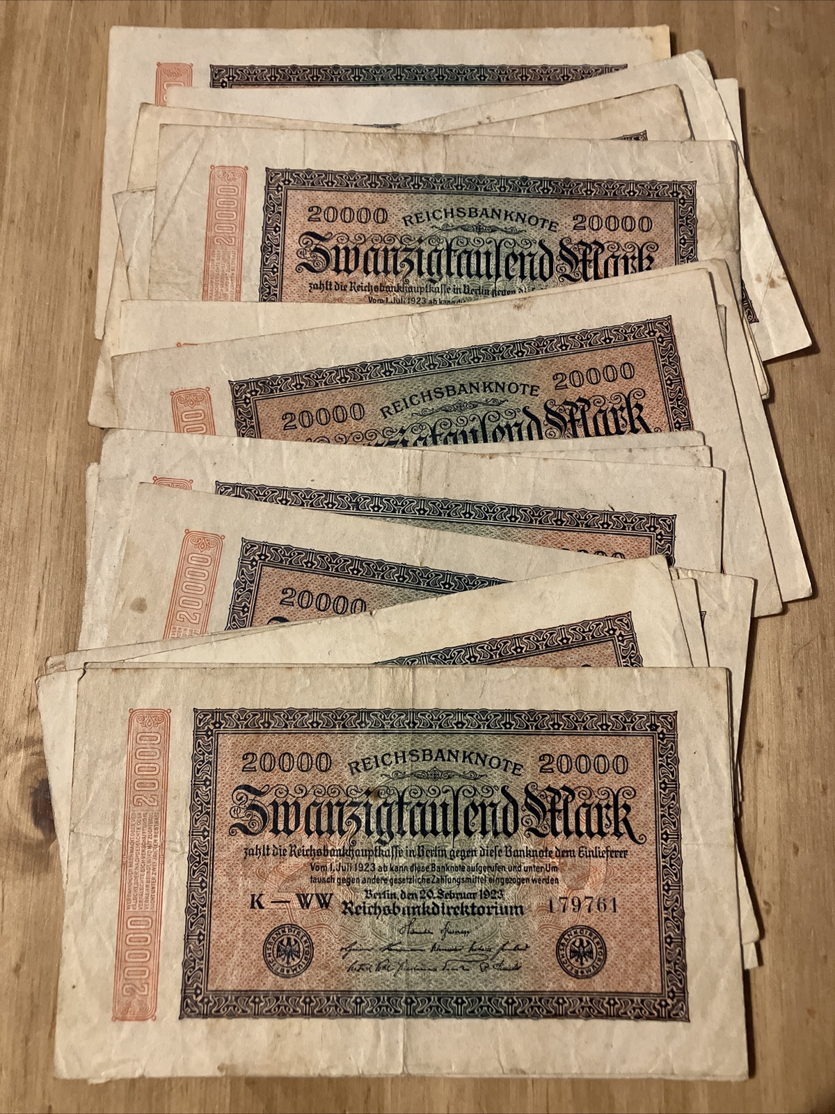 Lot Of 20 X Germany Banknotes. 20 X 20,000 Mark. Dated 1923. P84.