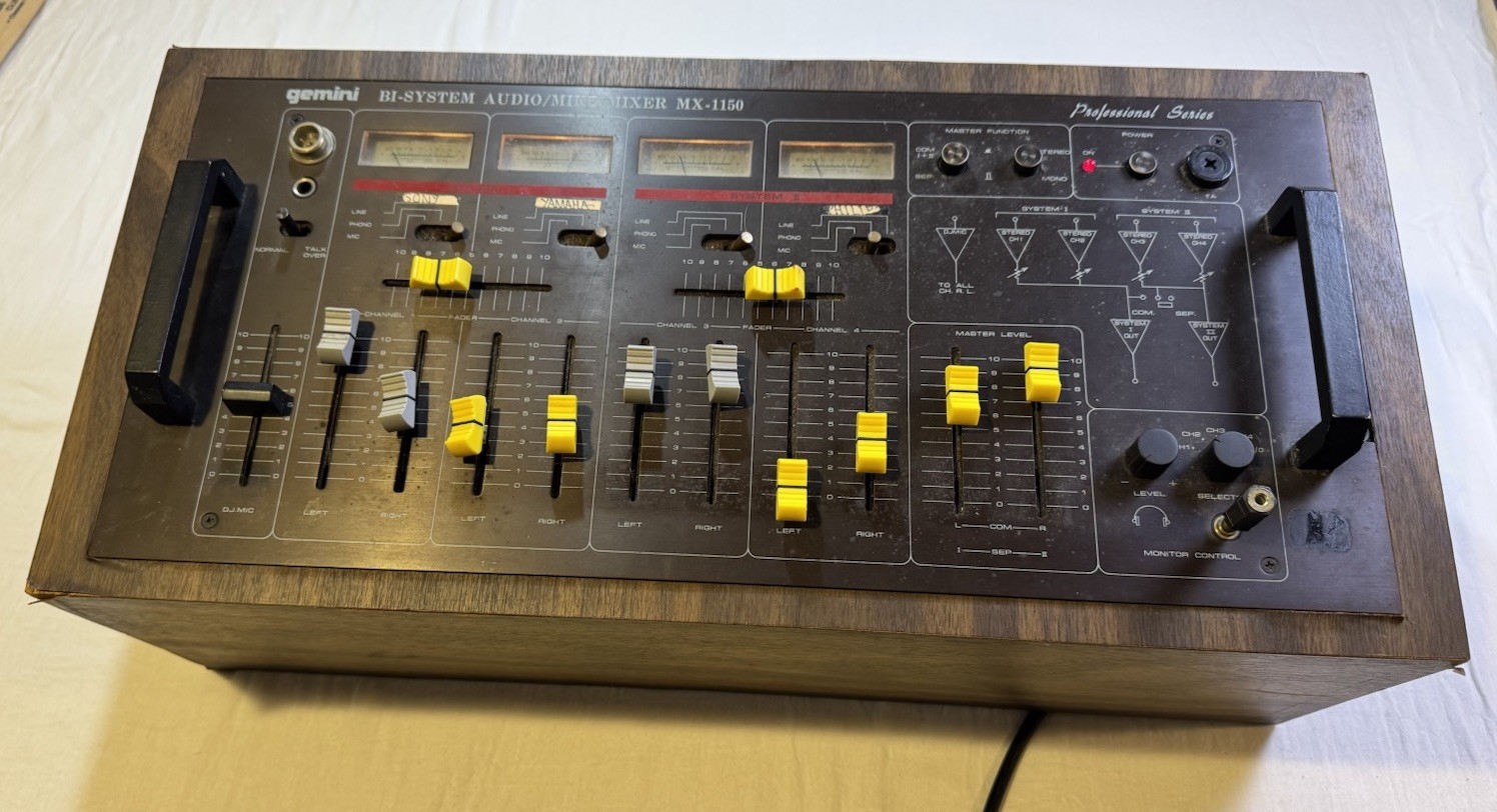 Gemini MX1150 BI-System Audio/Mike Mixer Professional Series Powers On Vintage