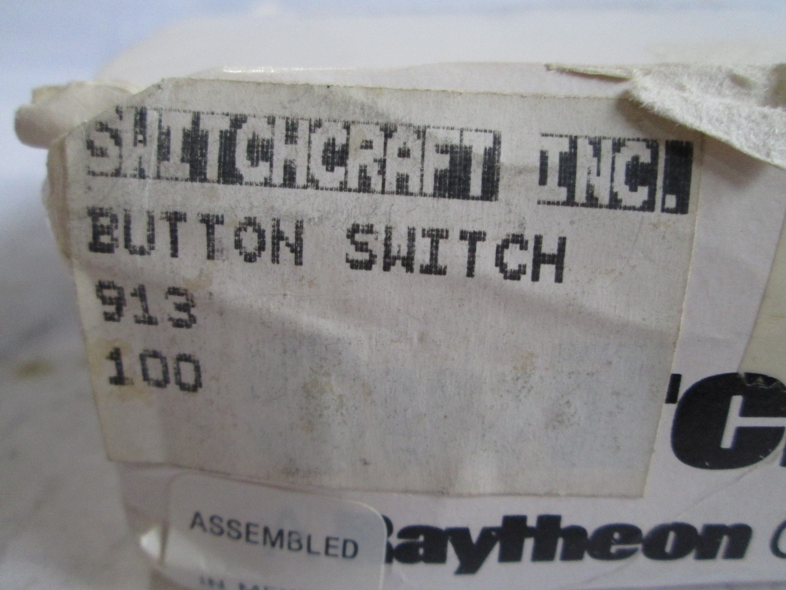 Beechcraft Push Button Switch By Switchcraft P/N 913 New