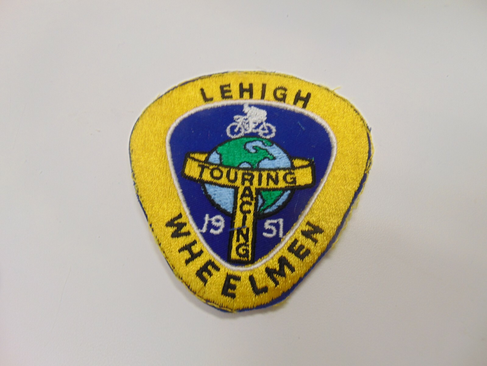 PATCH SEW ON OLDER LEHIGH TOURING RACING WHEELMEN 1951