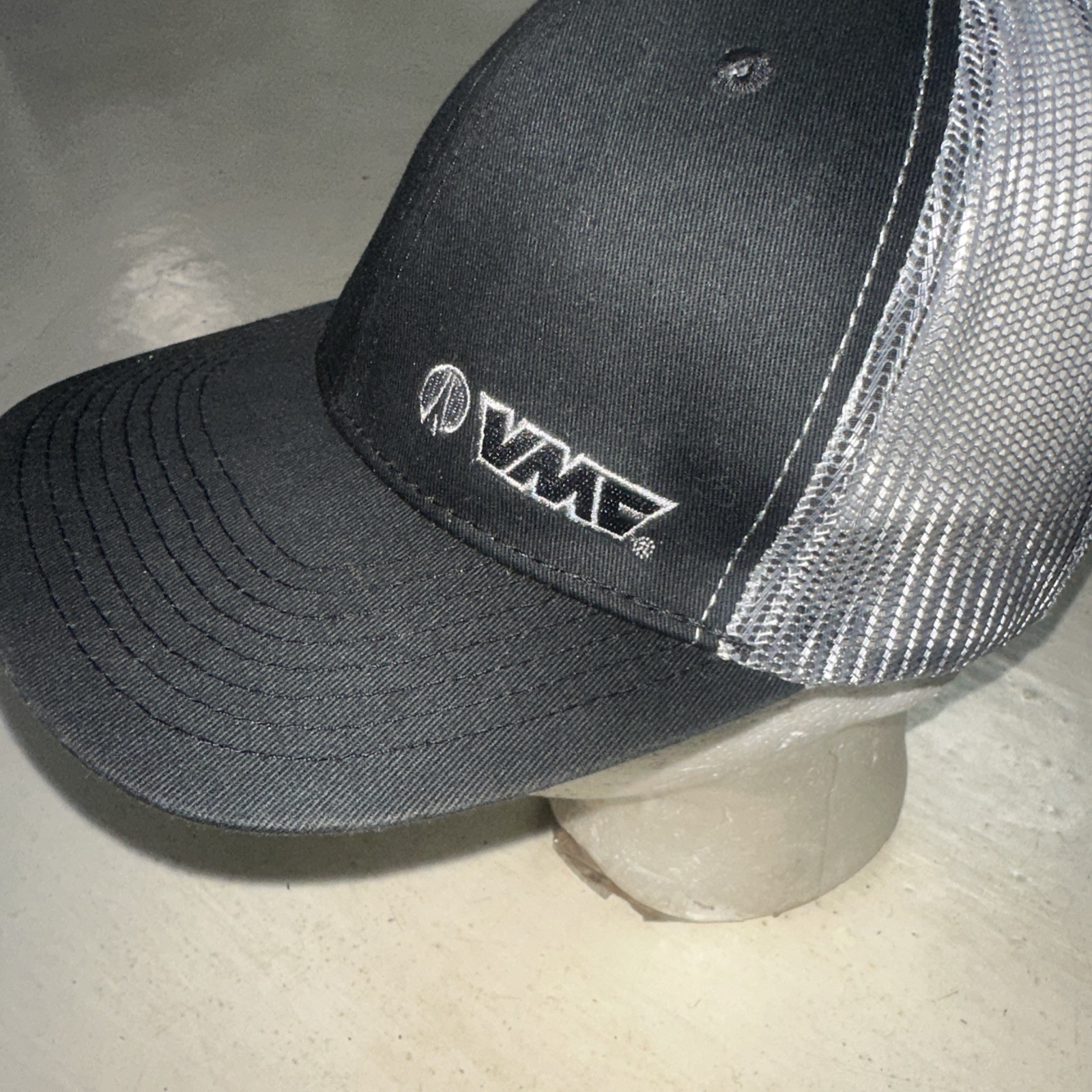 VMC Fishing Hooks Black Trucker Hat Adjustable Snapback Structured Gray Mesh